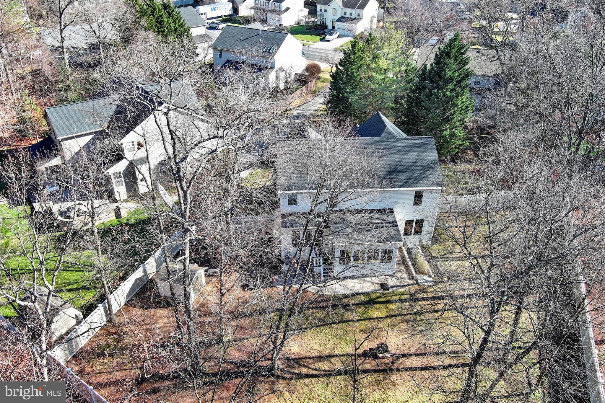 CHAPMAN FARM AT CROFTON - Residential