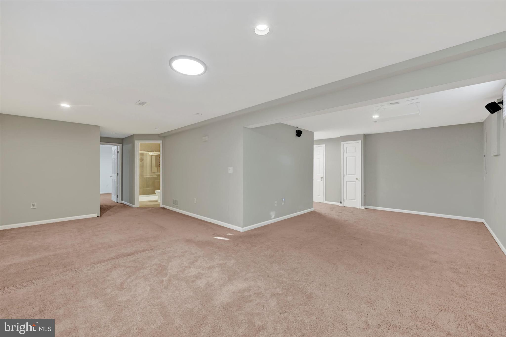 CHAPMAN FARM AT CROFTON - Residential