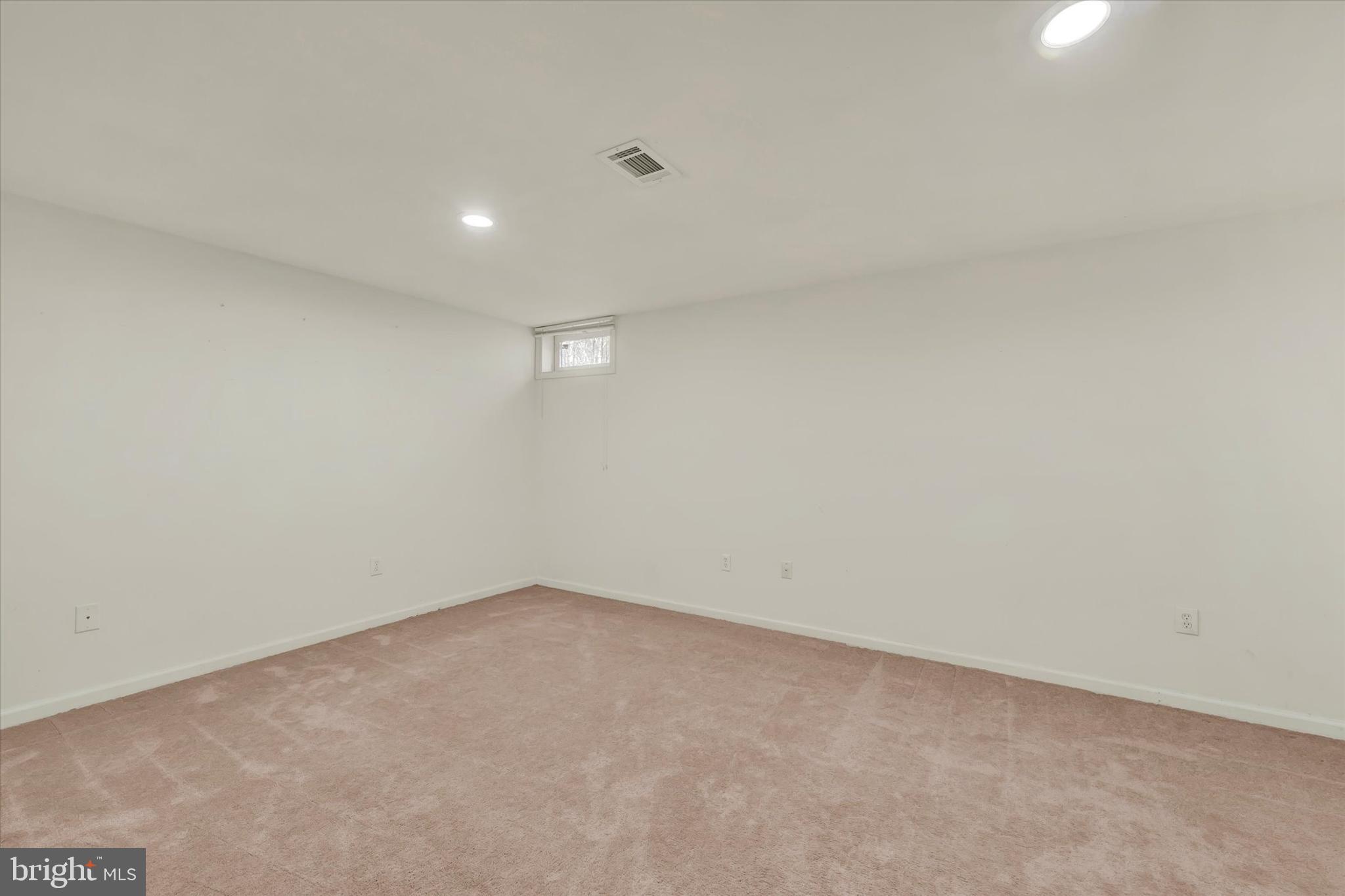 CHAPMAN FARM AT CROFTON - Residential