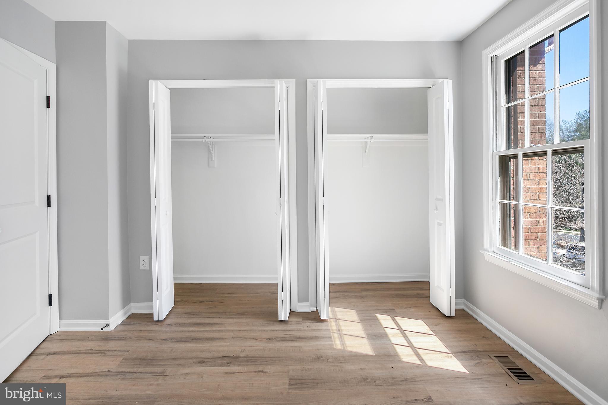 KINGS PARK WEST - Residential