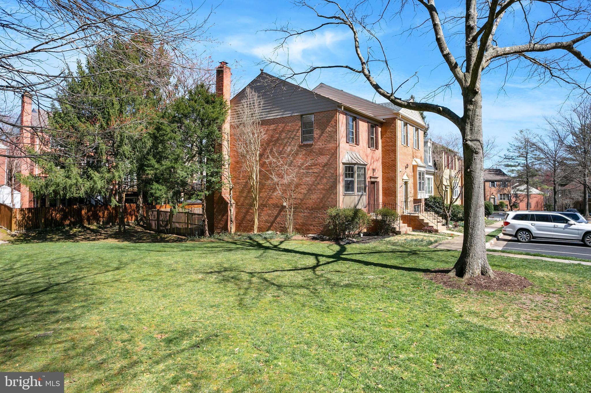 KINGS PARK WEST - Residential