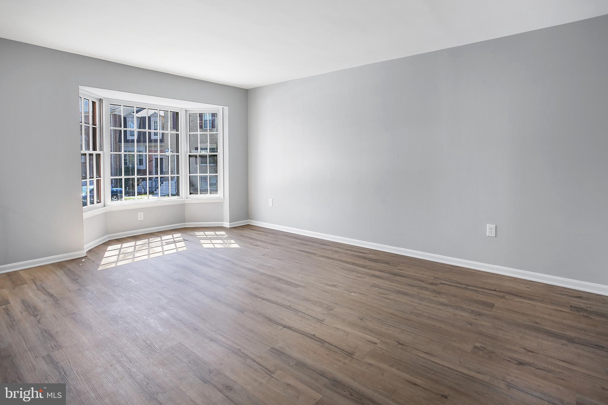 KINGS PARK WEST - Residential