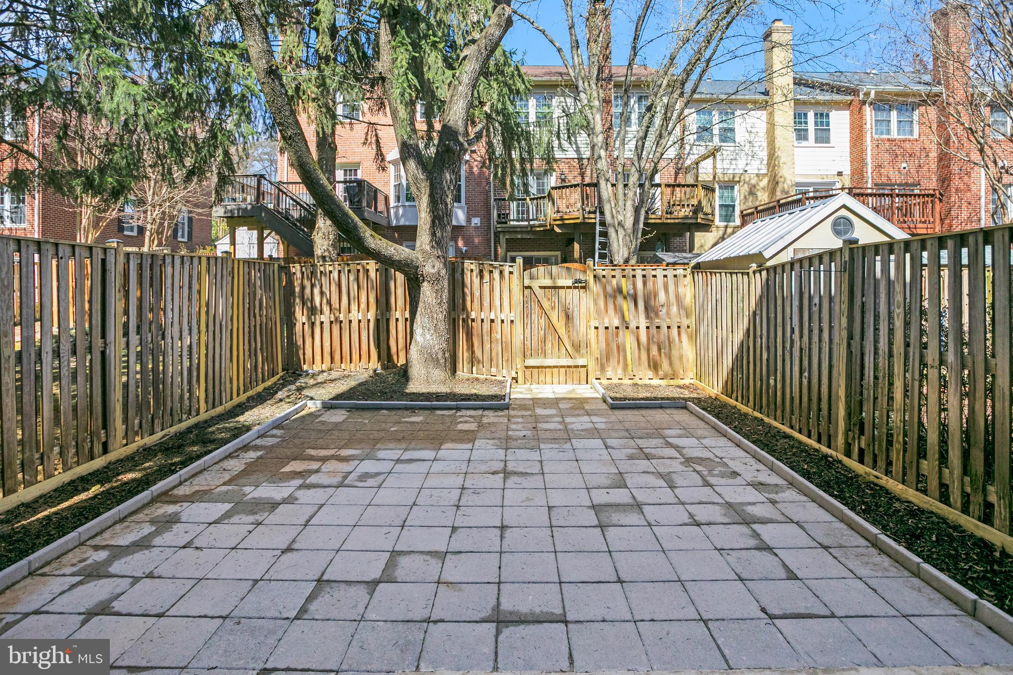 KINGS PARK WEST - Residential