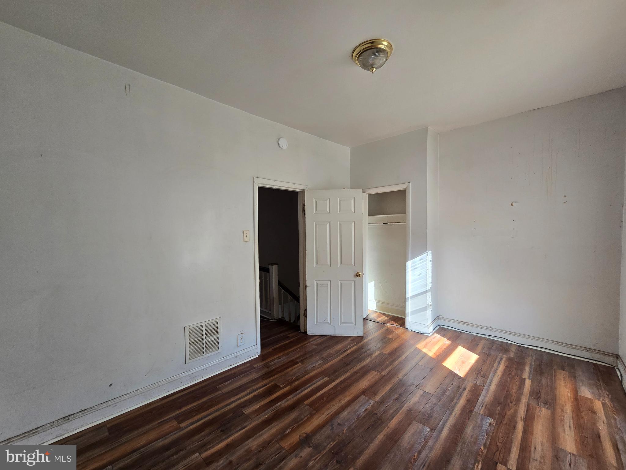 PHILADELPHIA (WEST) - Residential