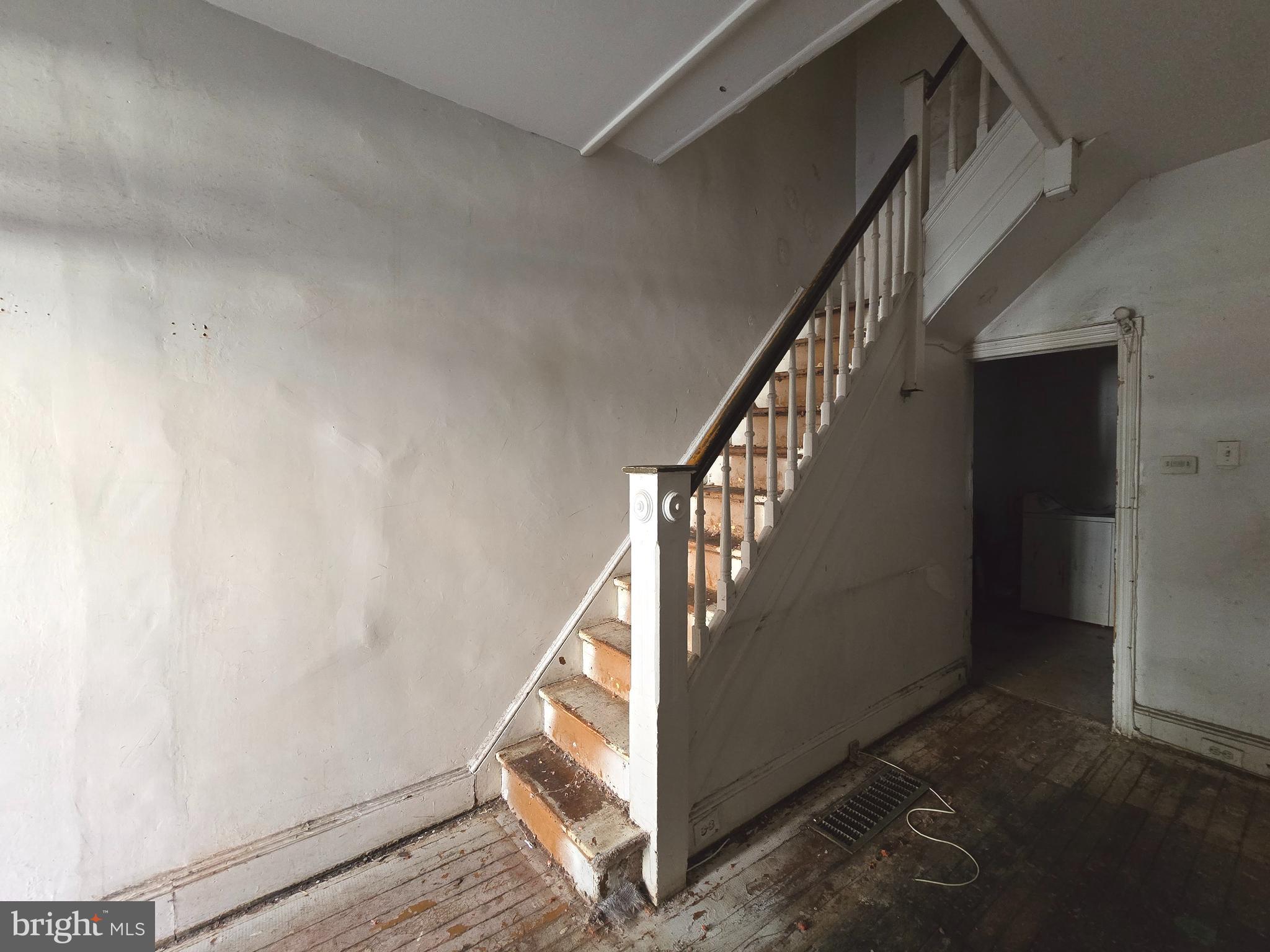 PHILADELPHIA (WEST) - Residential