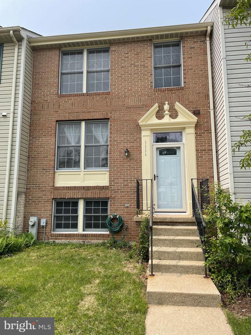 This beautiful townhouse is available in lovely Chestnut Hill Cove, a water oriented community, near Nabbs Creek. This home boasts three bedrooms, a huge walk-in closet for the master bedroom, walk out basement with a half bath and backs to a wooded area.  The kitchen is spacious and has stainless steel appliances. It is ready for you to put your stamp on it!