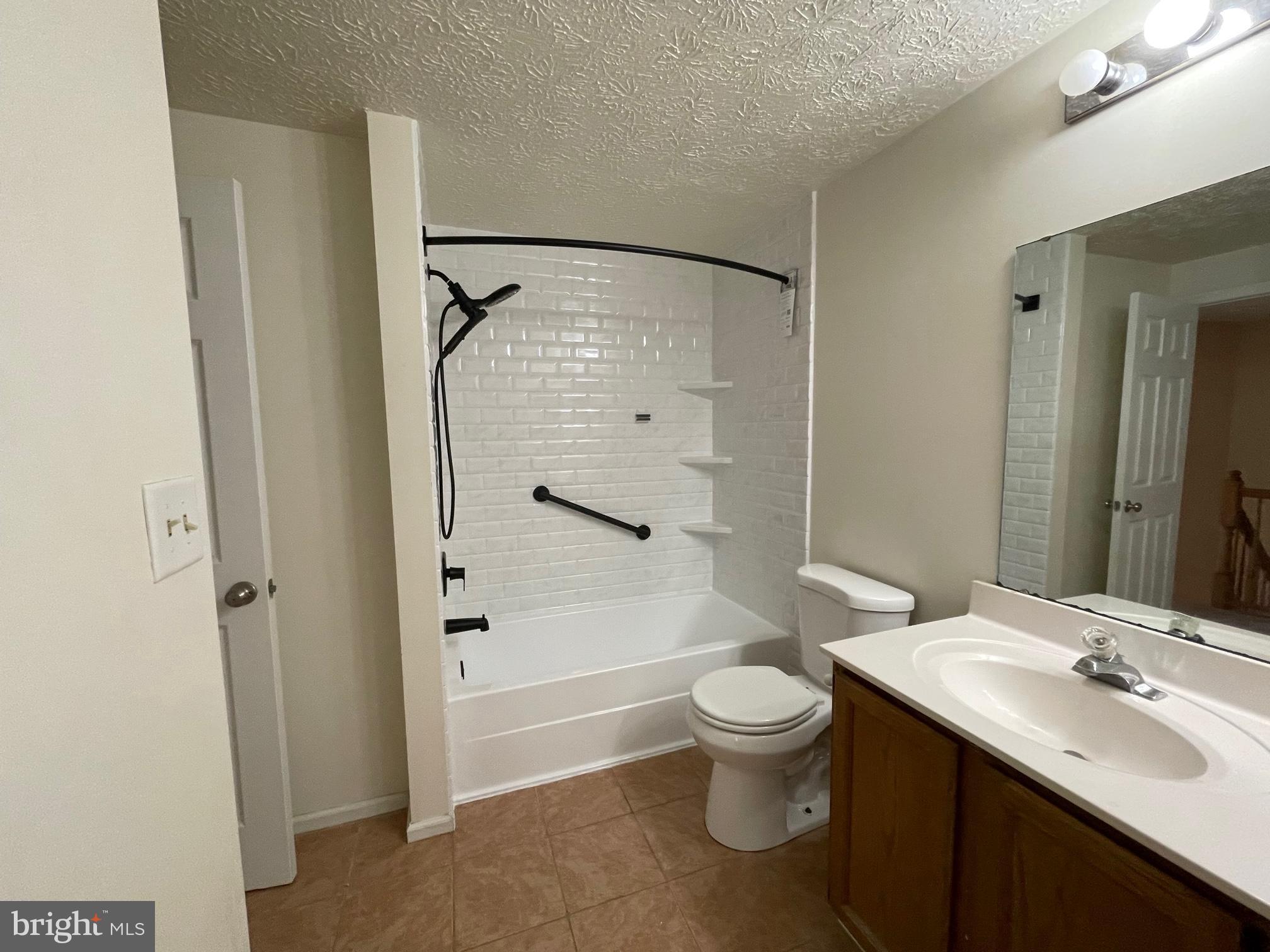 CHESTNUT HILL COVE - Residential