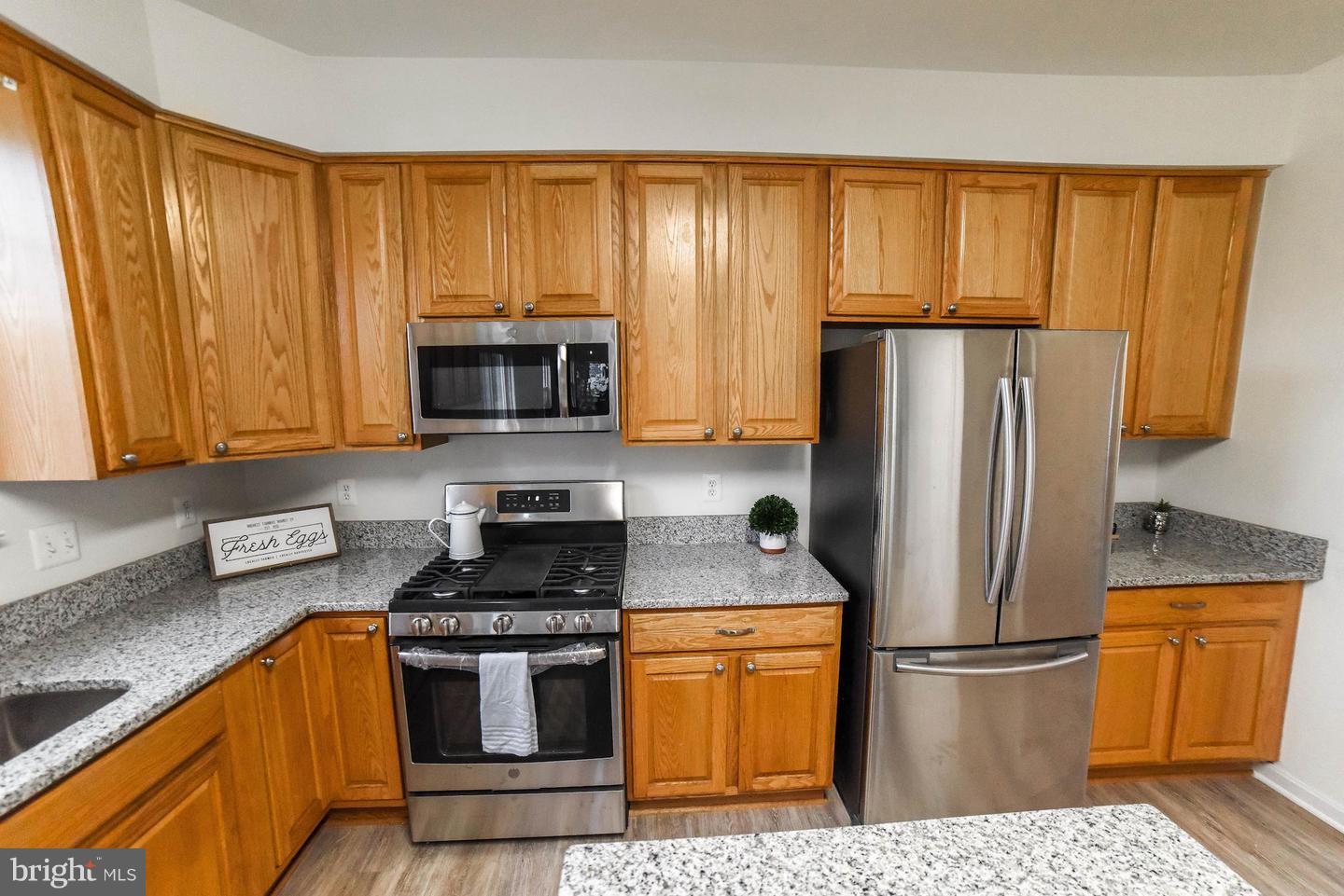 MEADOW LAKE - Residential Lease