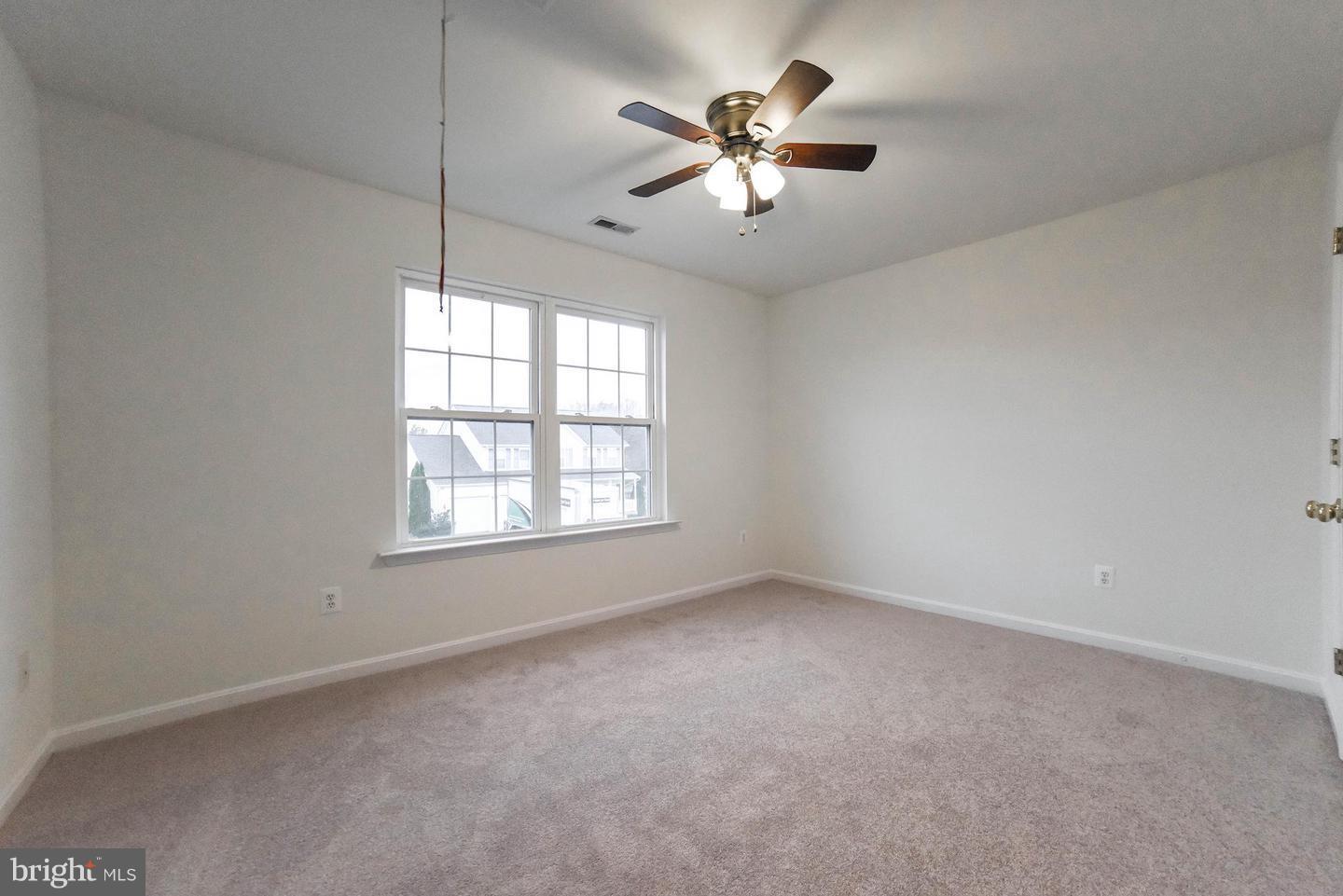 MEADOW LAKE - Residential Lease