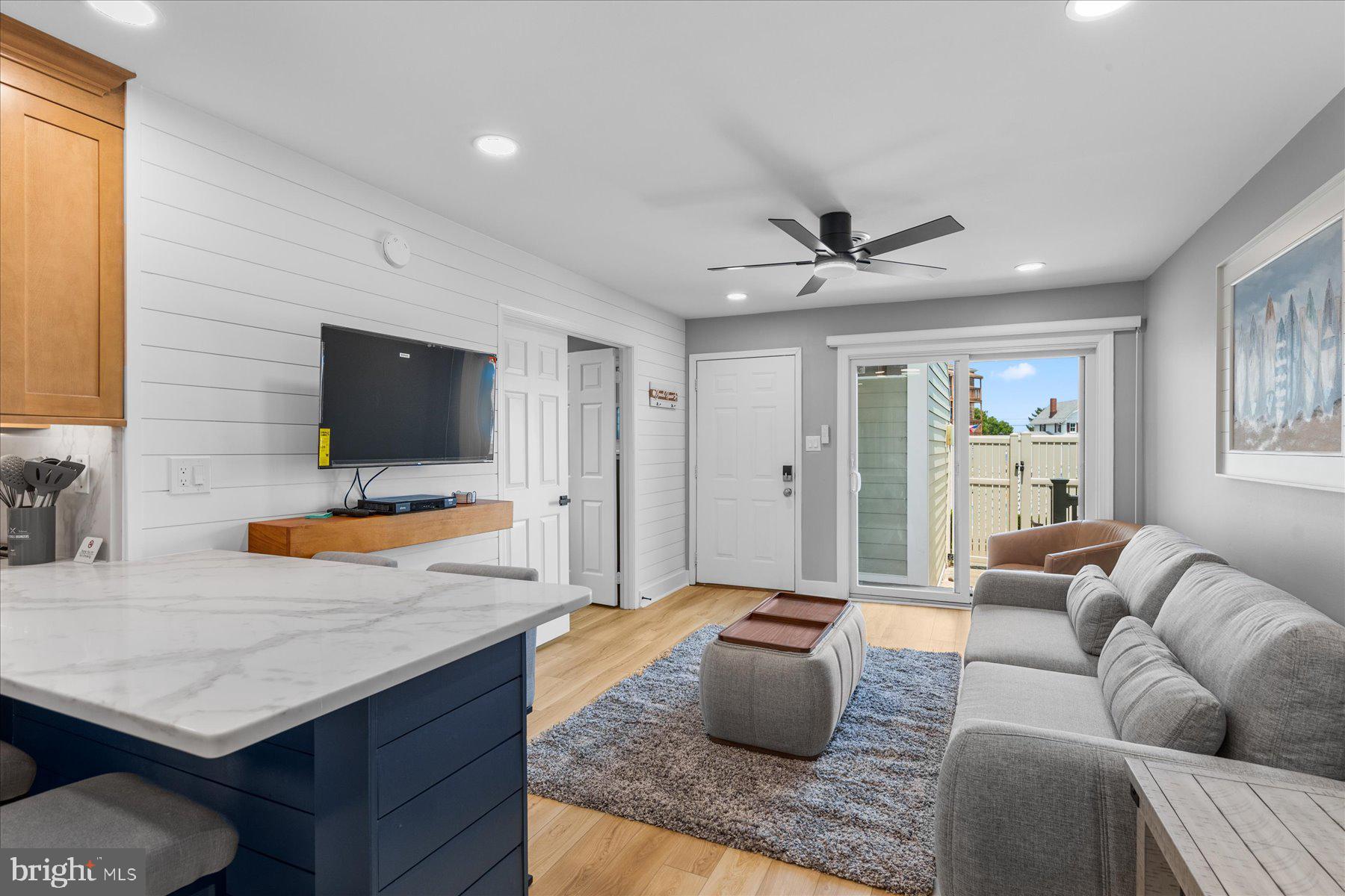 14409 LIGHTHOUSE AVENUE 2