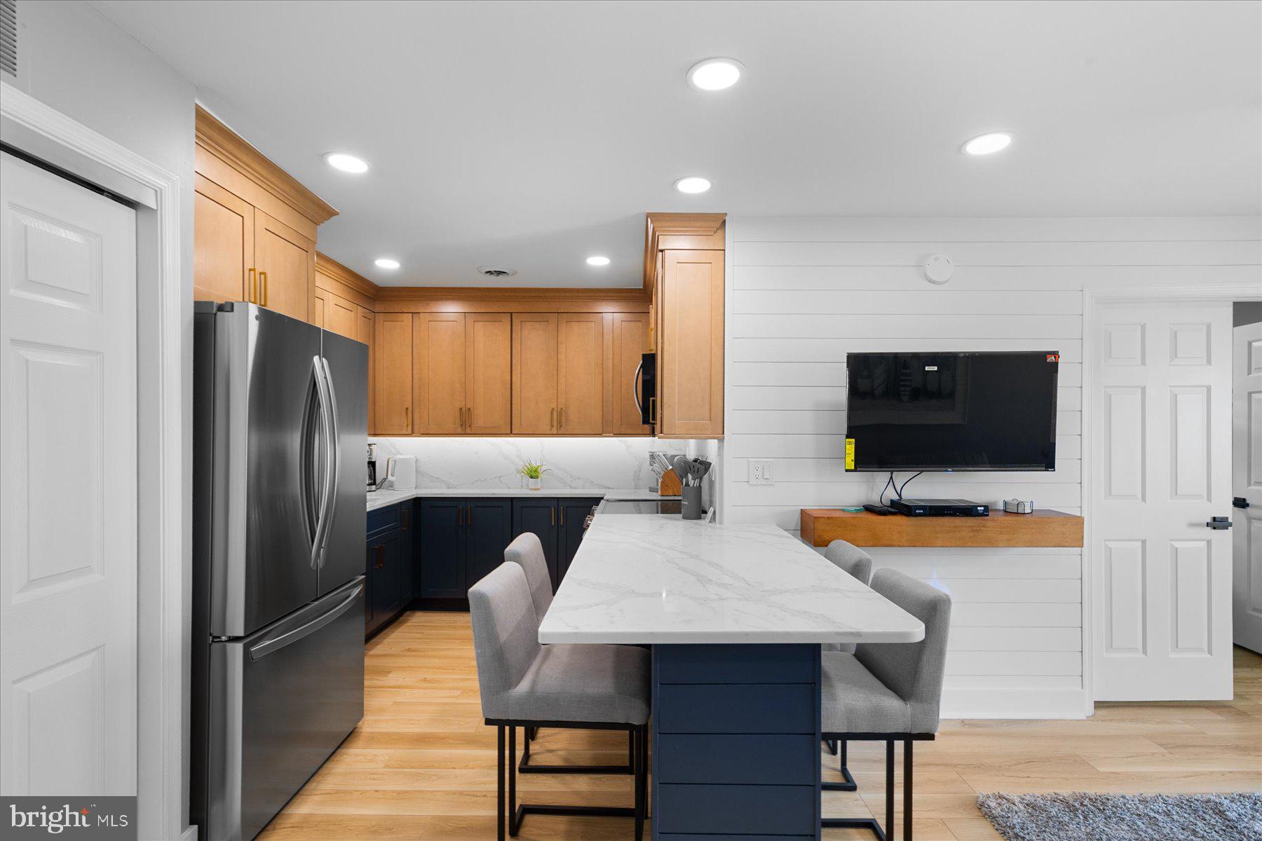 14409 LIGHTHOUSE AVENUE 2