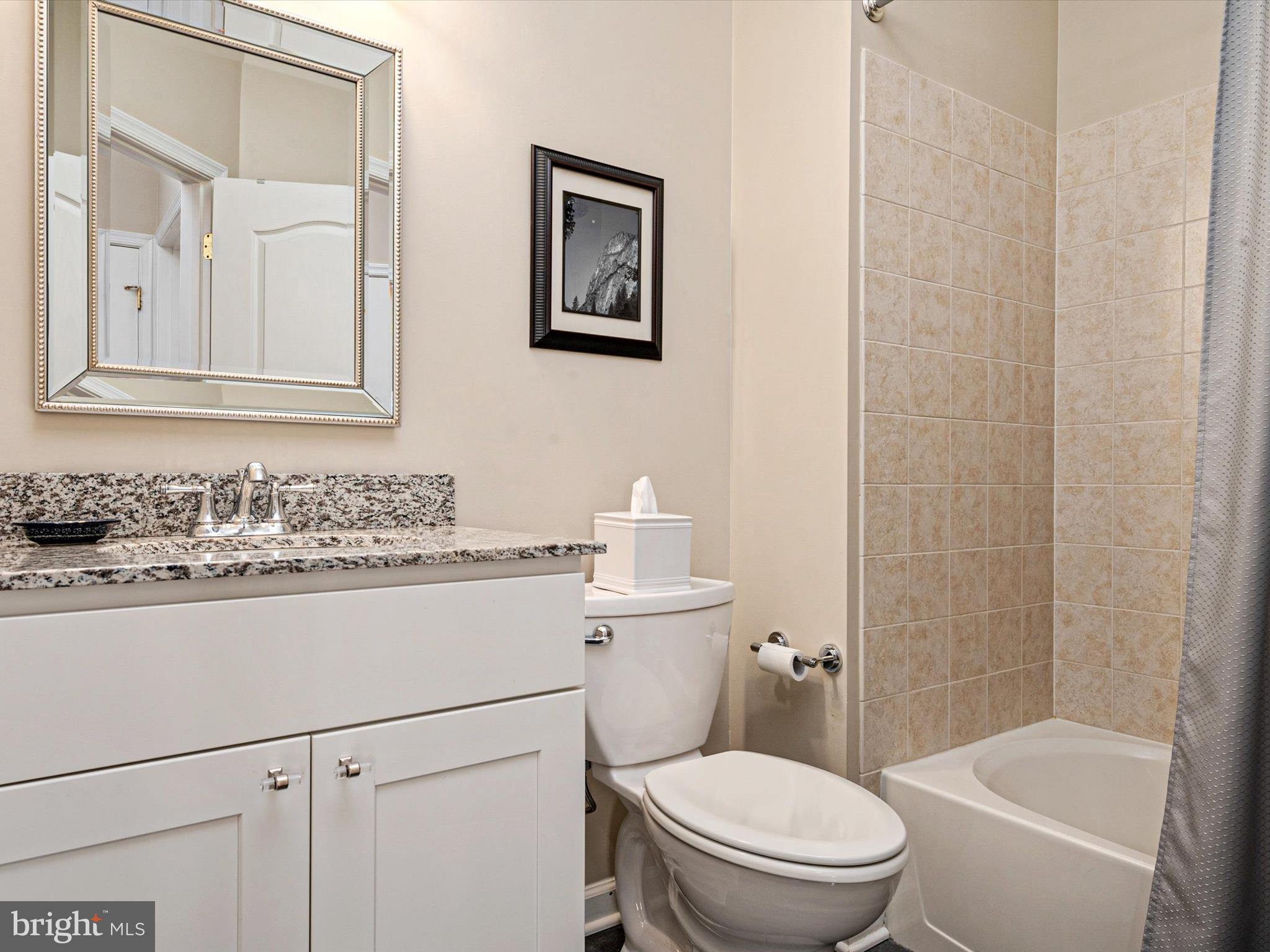 SOUTH RIVER COLONY - Residential