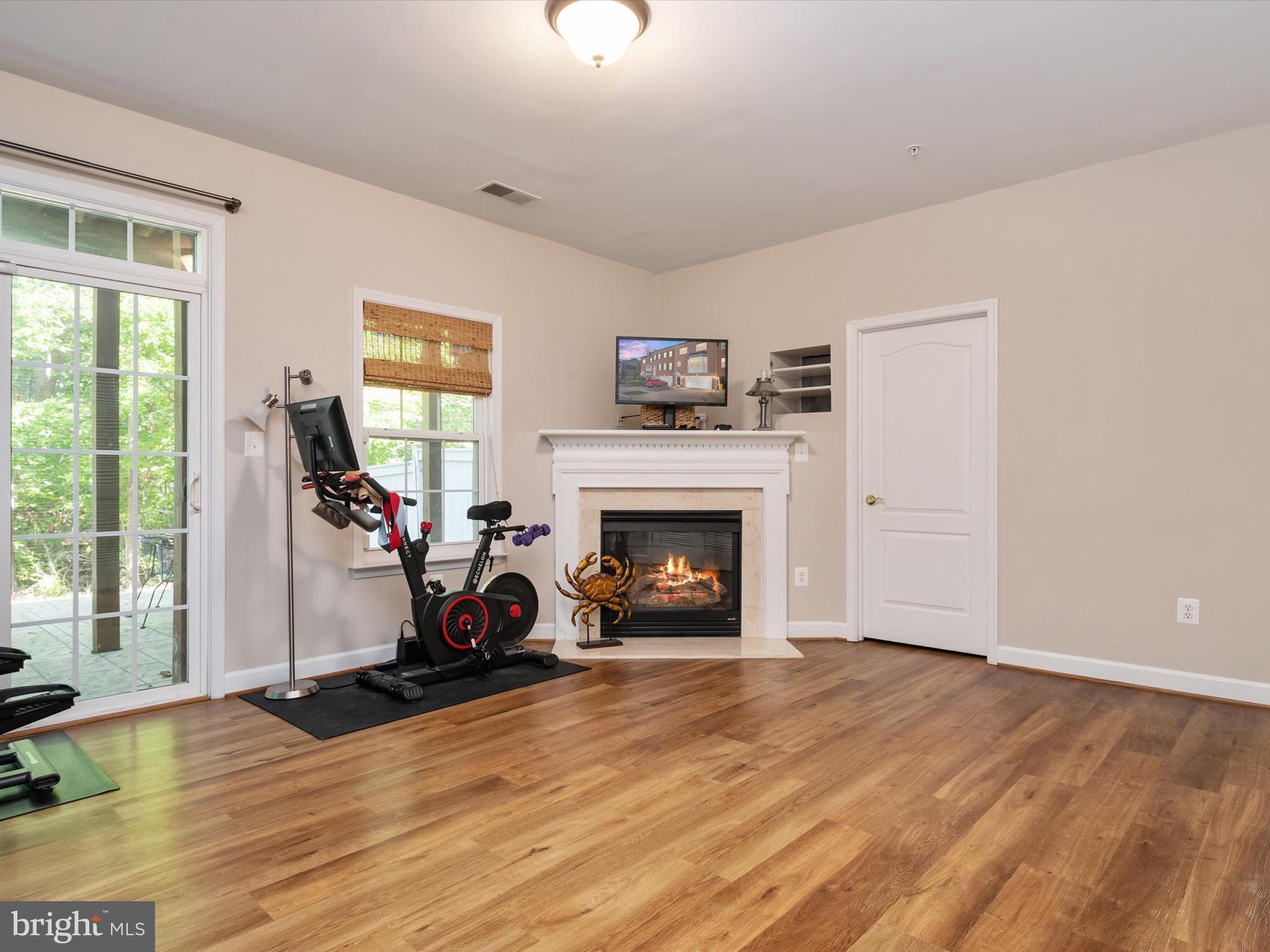 SOUTH RIVER COLONY - Residential