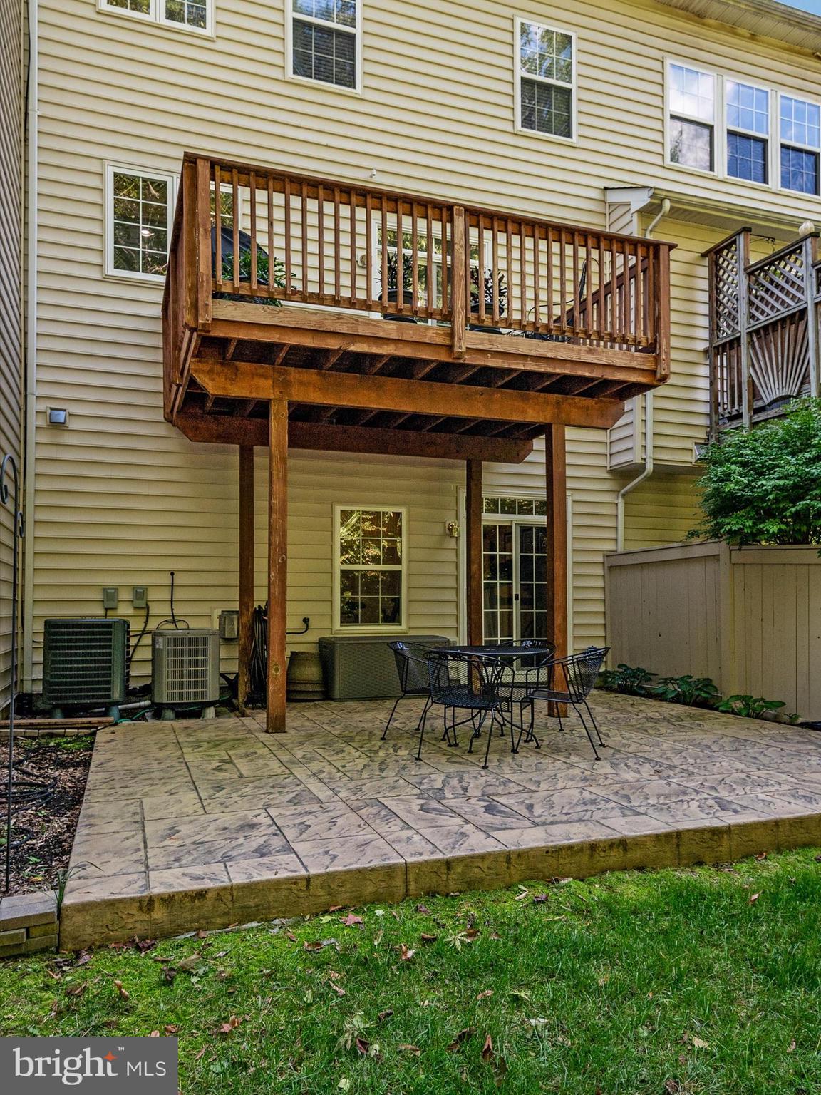 SOUTH RIVER COLONY - Residential