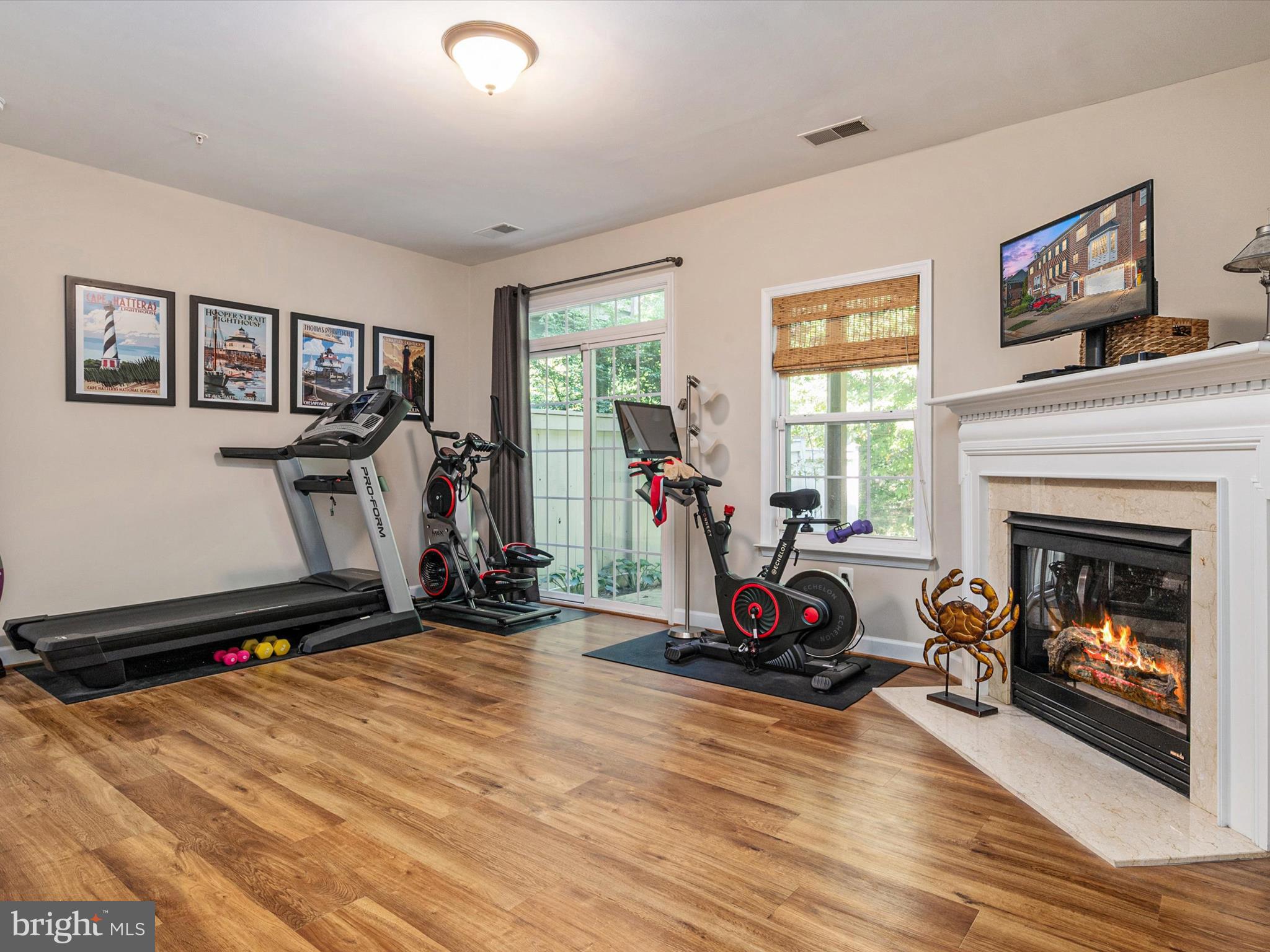 SOUTH RIVER COLONY - Residential