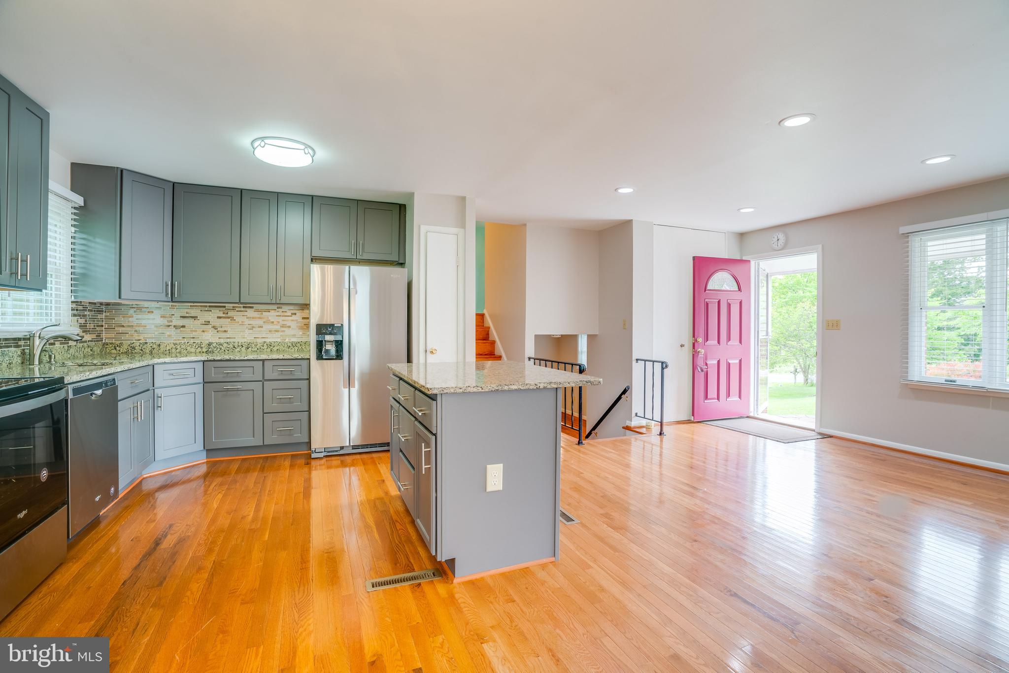 FOUNTAIN VIEW - Residential