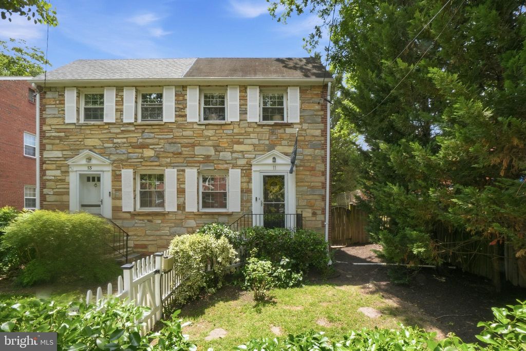 Photo of 11 E Mason Avenue, ALEXANDRIA, VA 22301 (MLS # VAAX2060626)