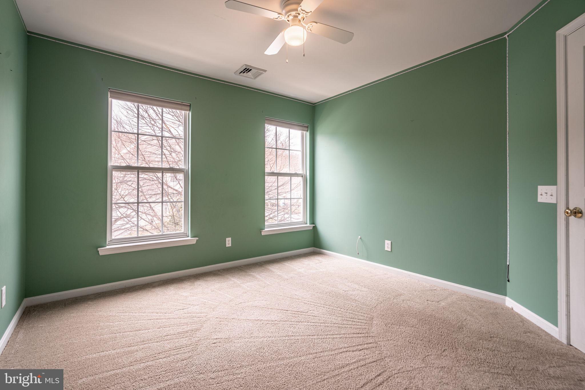 WINDSOR RIDGE - Residential