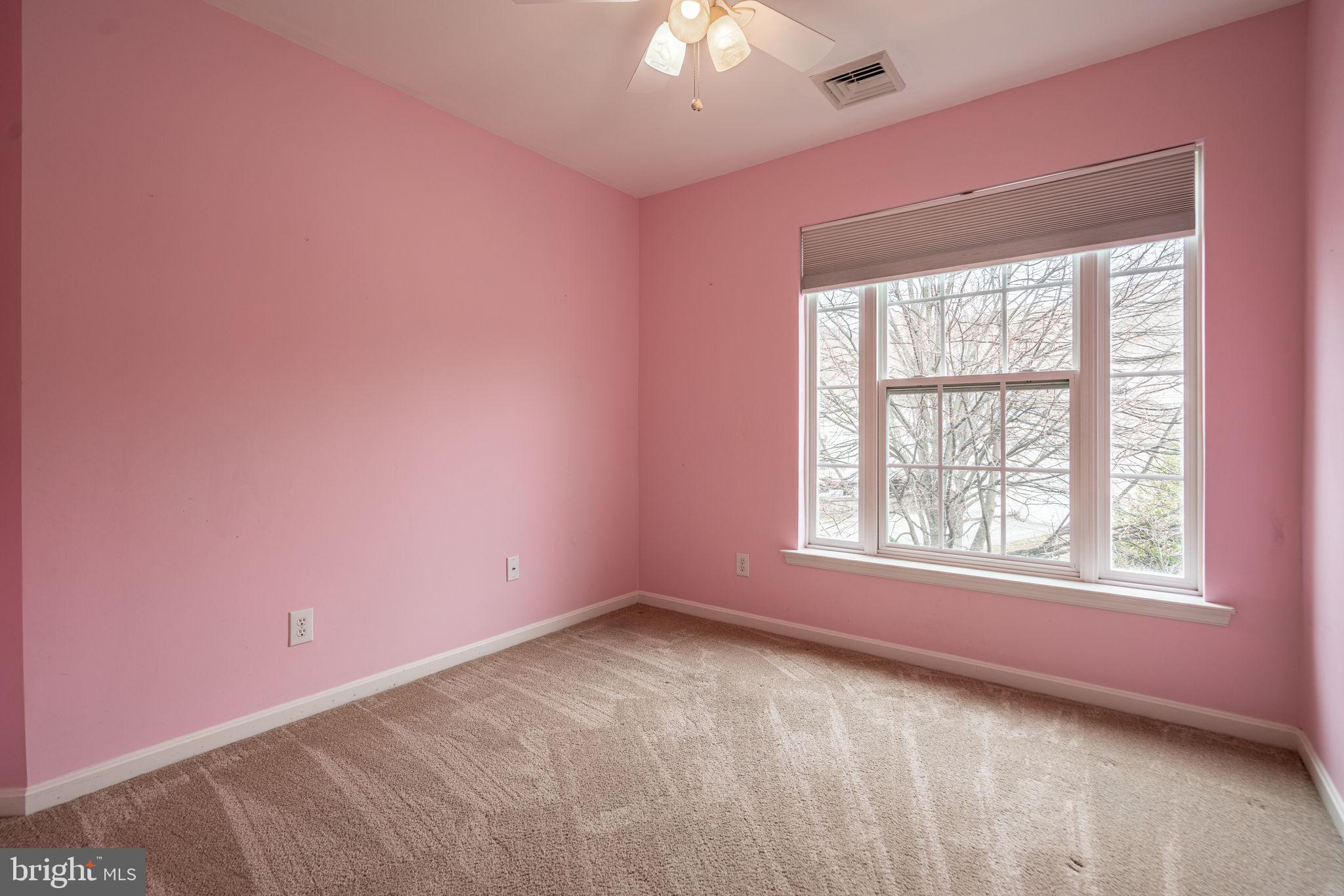 WINDSOR RIDGE - Residential