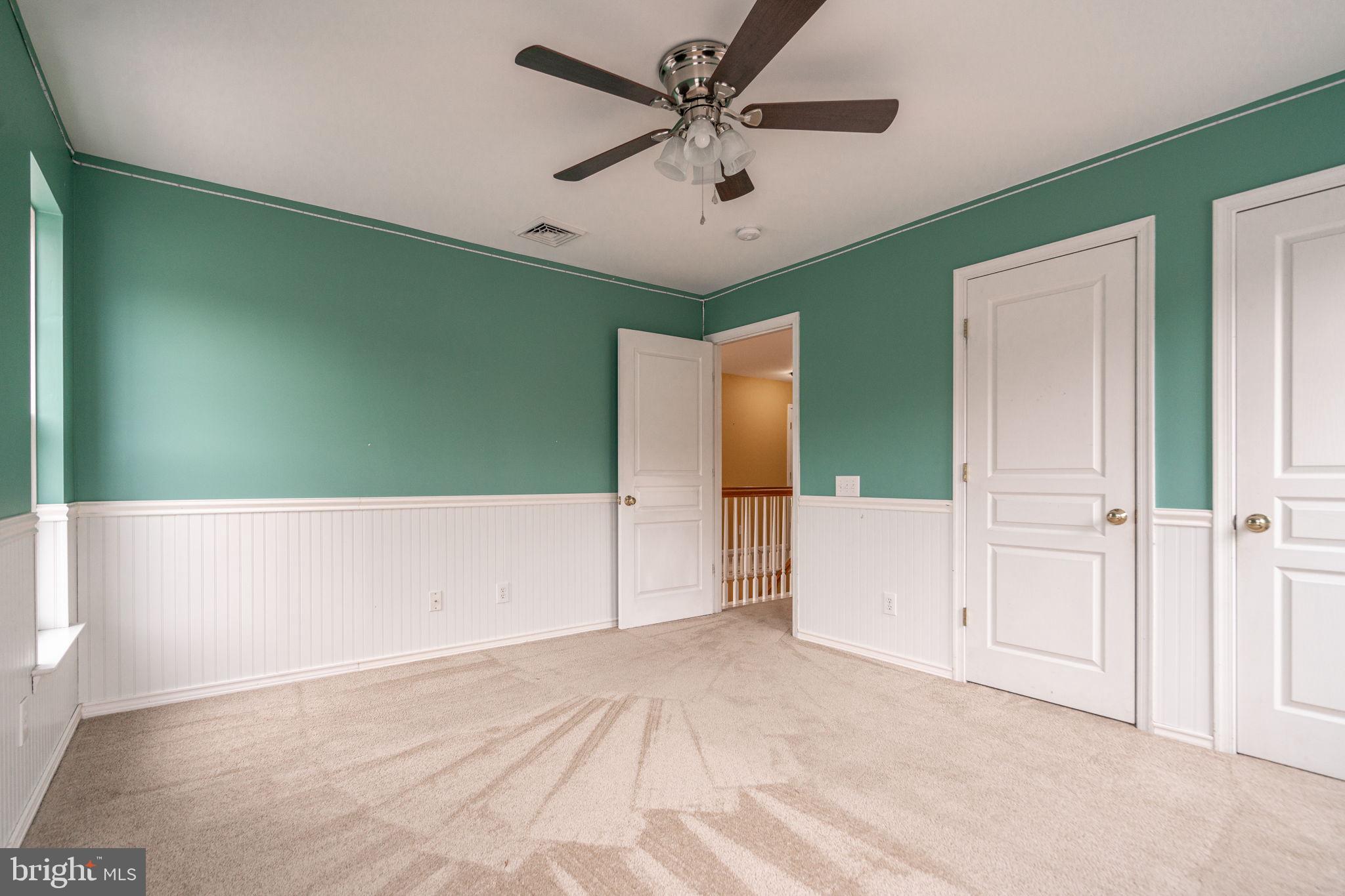 WINDSOR RIDGE - Residential