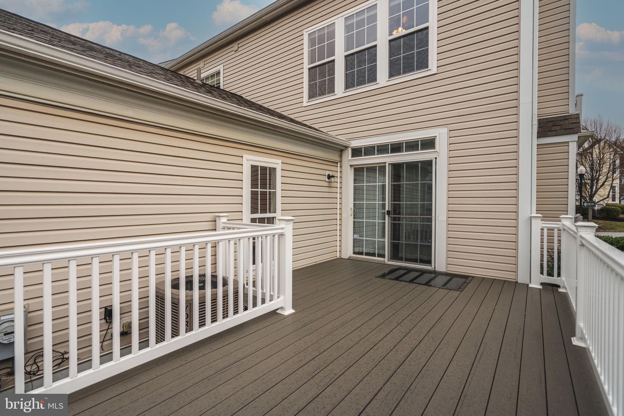 WINDSOR RIDGE - Residential