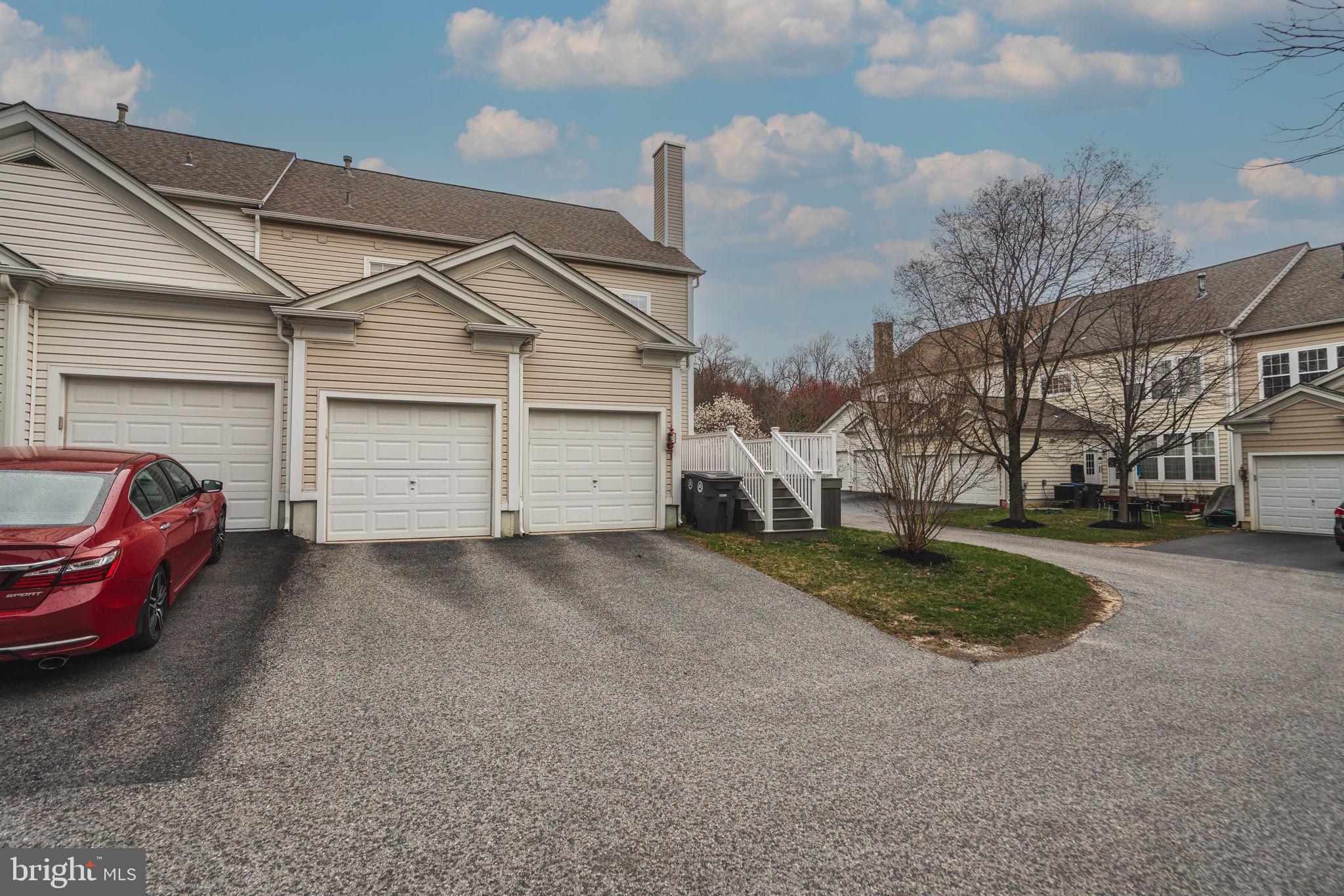 WINDSOR RIDGE - Residential