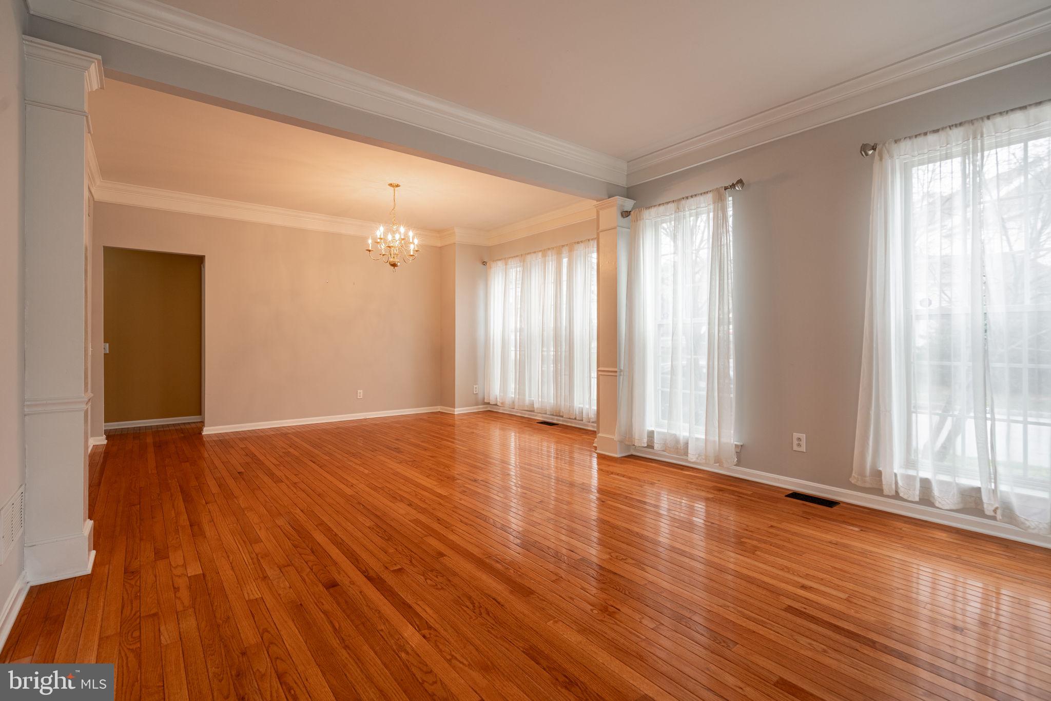 WINDSOR RIDGE - Residential