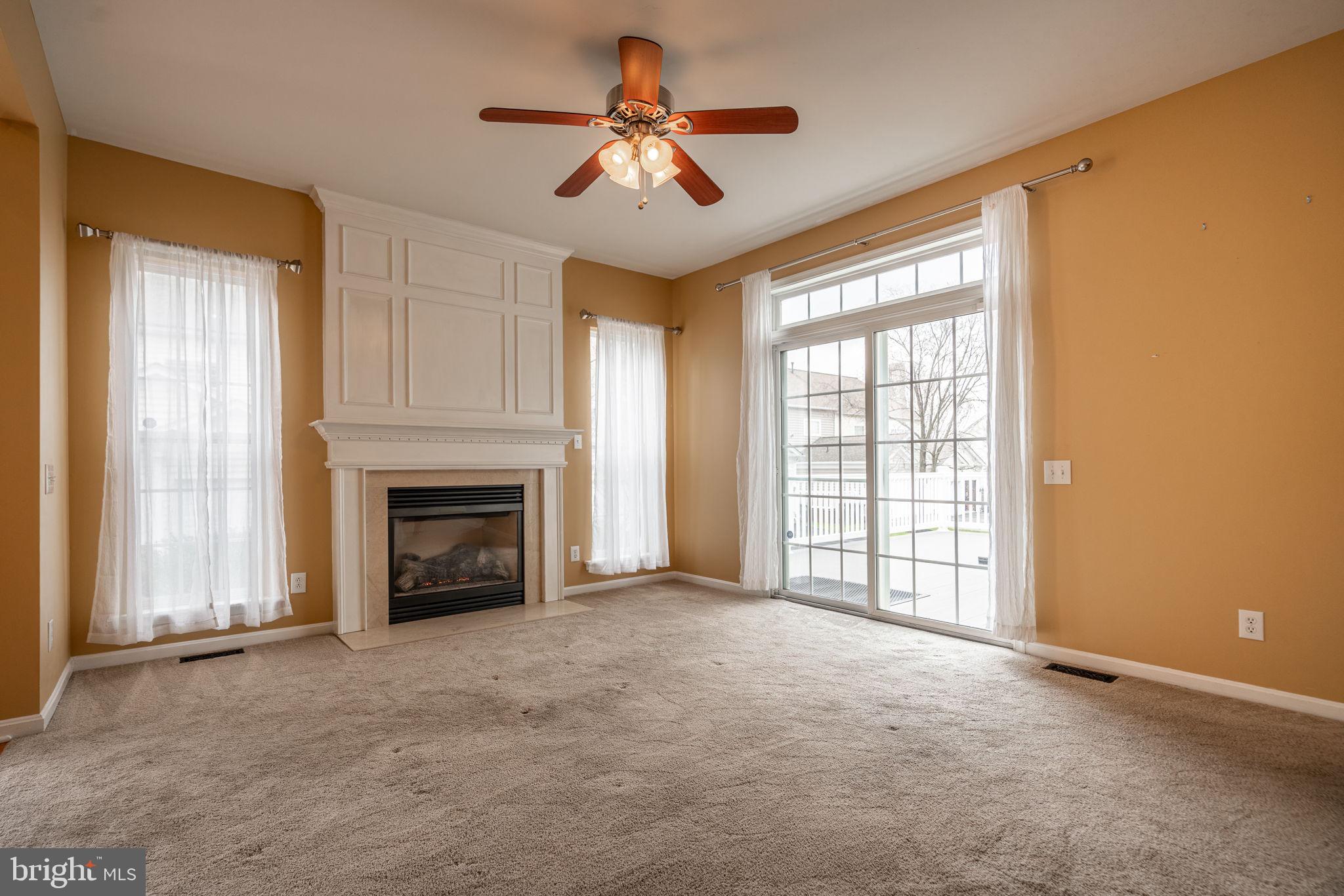 WINDSOR RIDGE - Residential