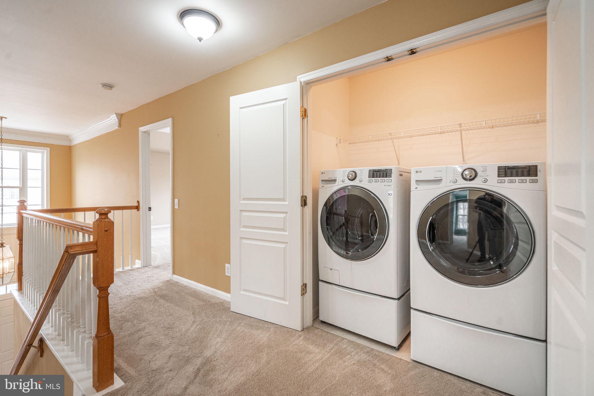 WINDSOR RIDGE - Residential