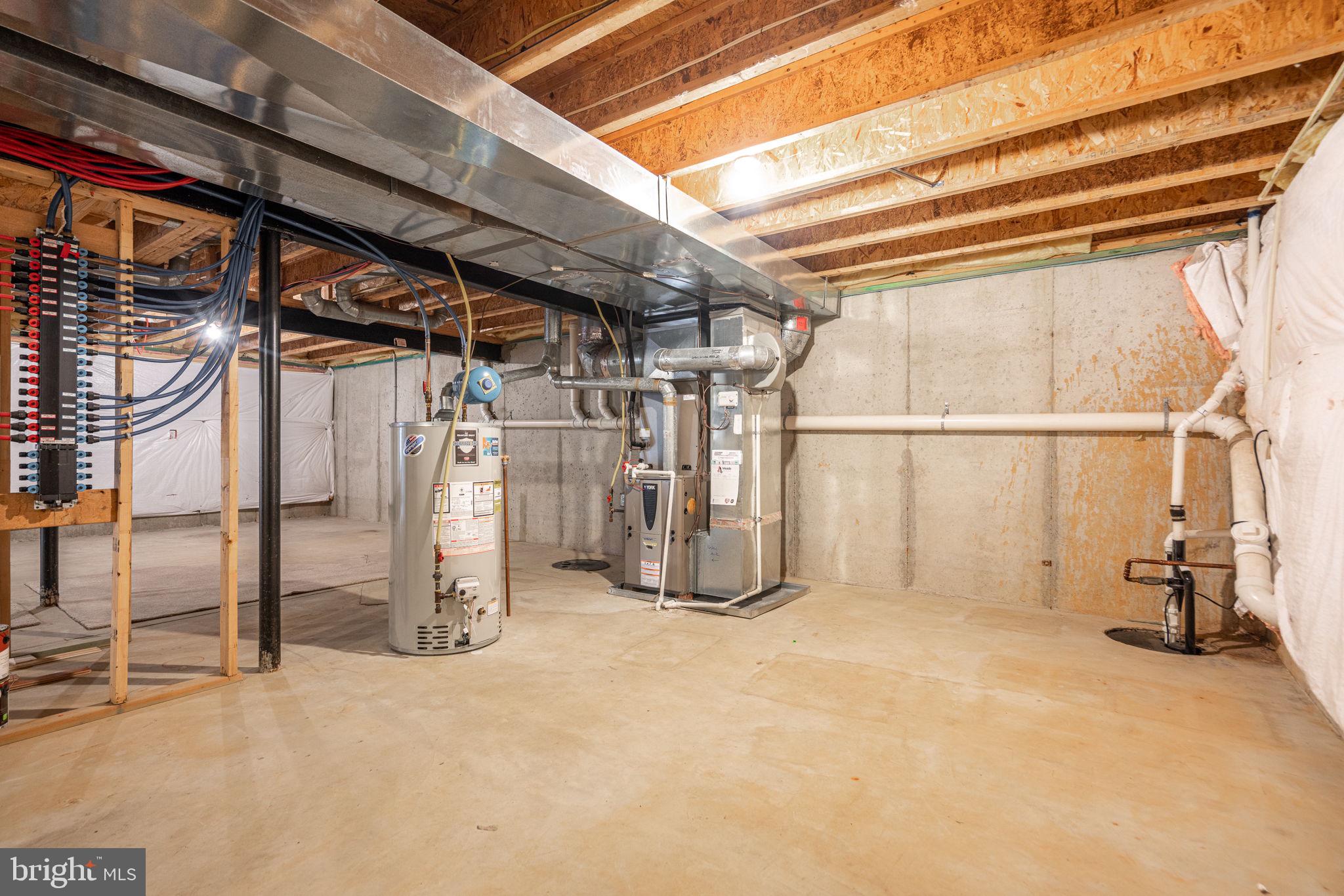 WINDSOR RIDGE - Residential