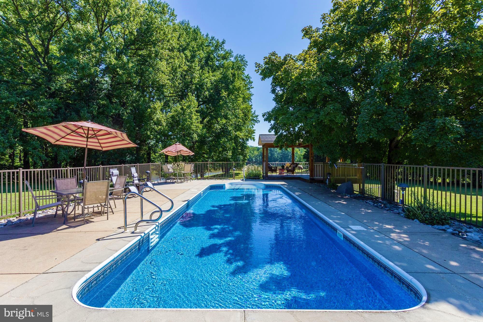 MOUNT EAGLE FARM - Residential