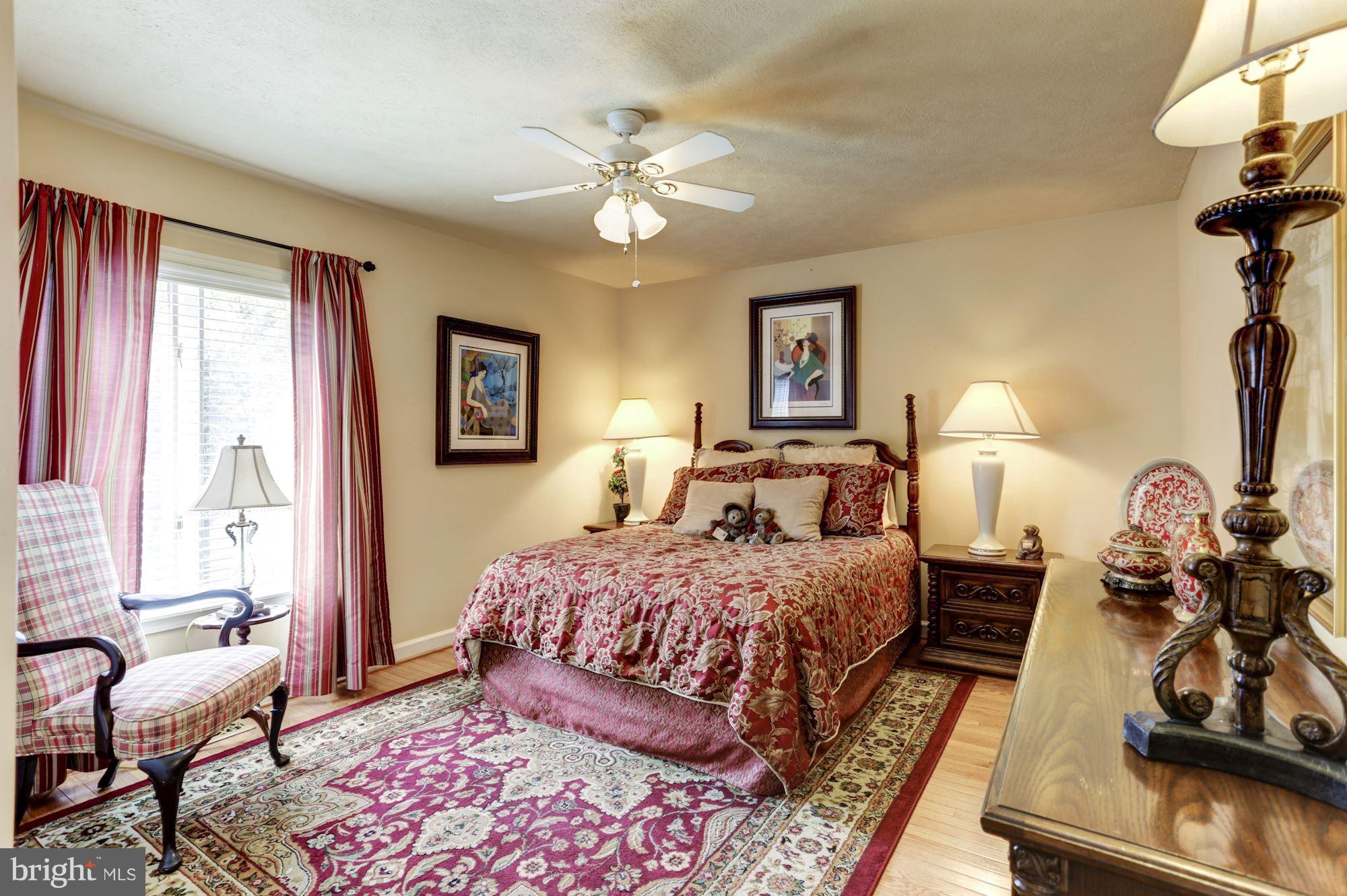 MOUNT EAGLE FARM - Residential