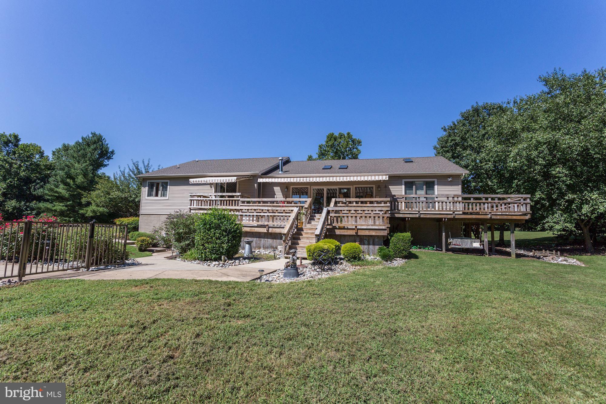 MOUNT EAGLE FARM - Residential