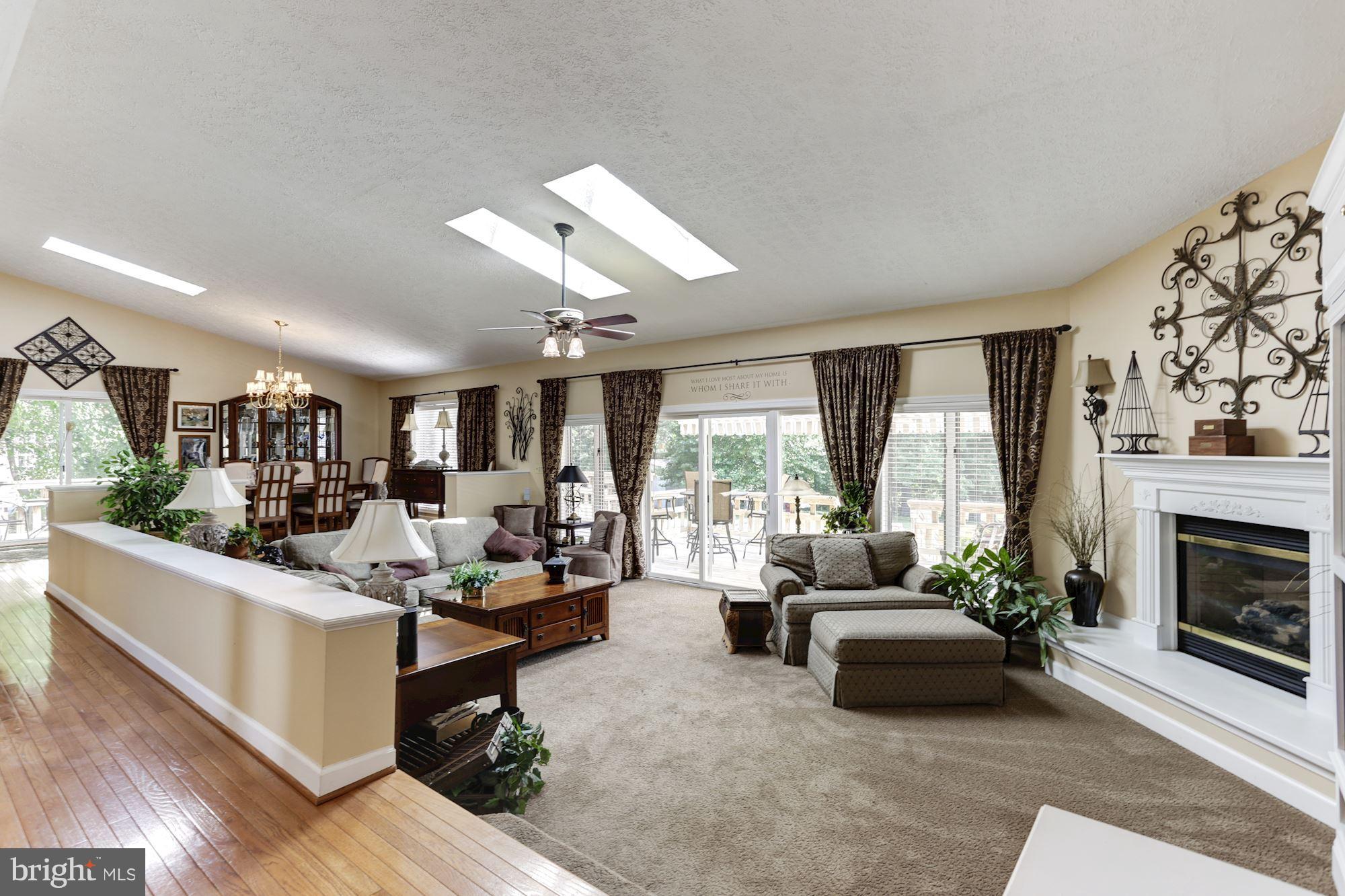 MOUNT EAGLE FARM - Residential