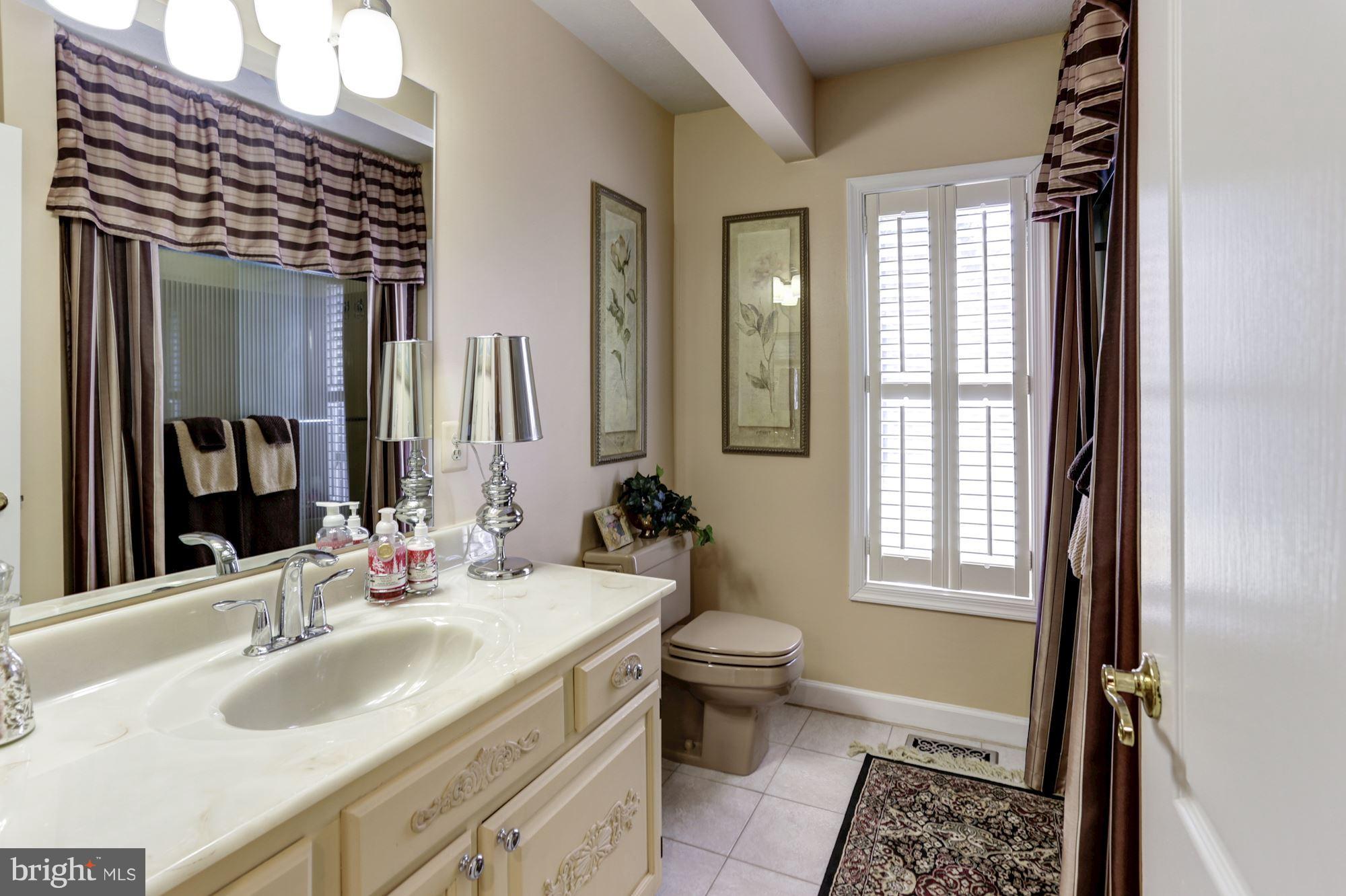 MOUNT EAGLE FARM - Residential