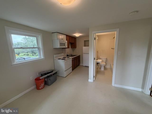 271 REDWOOD DRIVE A