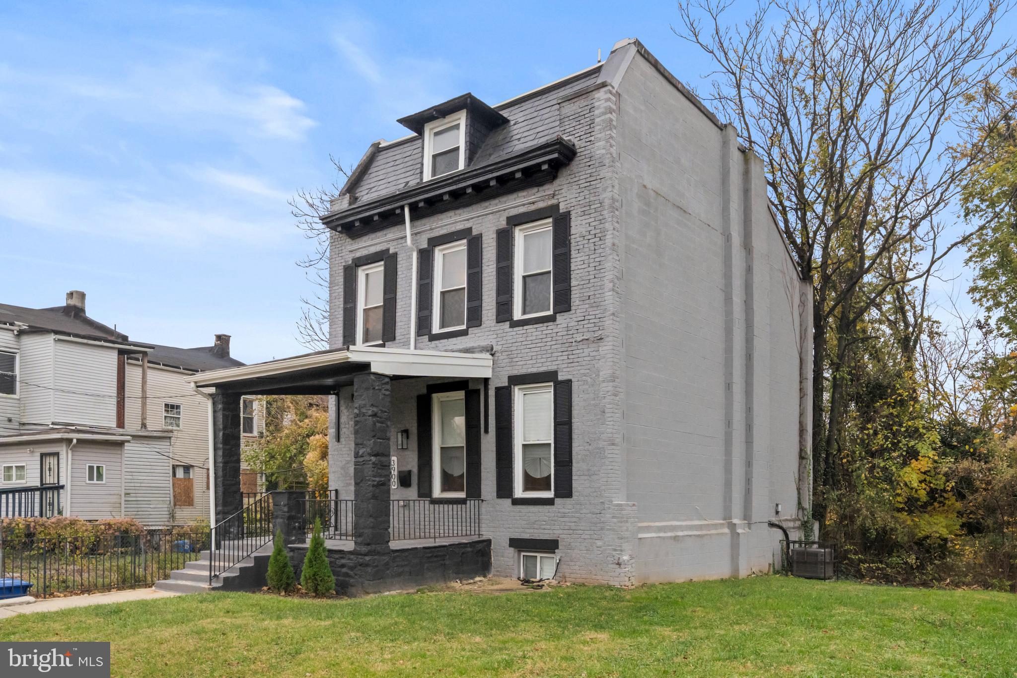 PARK HEIGHTS - Residential