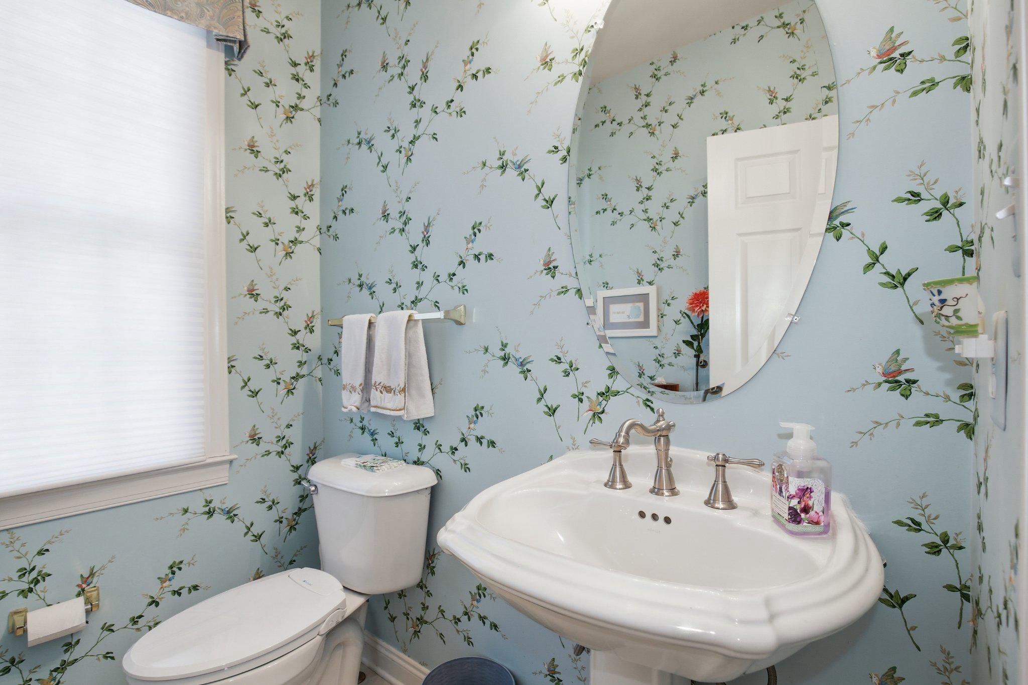 BELMONT COUNTRY CLUB - Residential