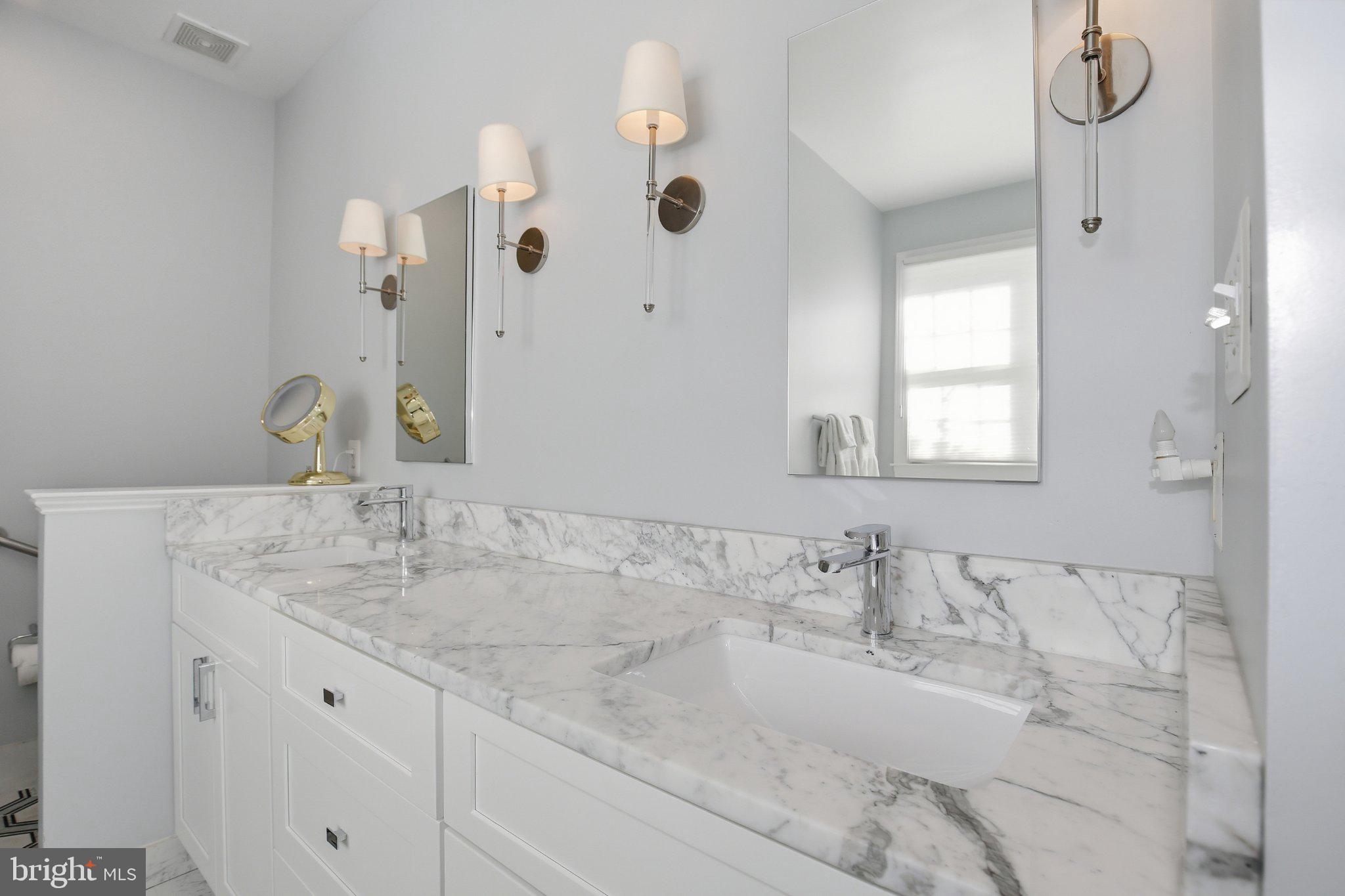 BELMONT COUNTRY CLUB - Residential