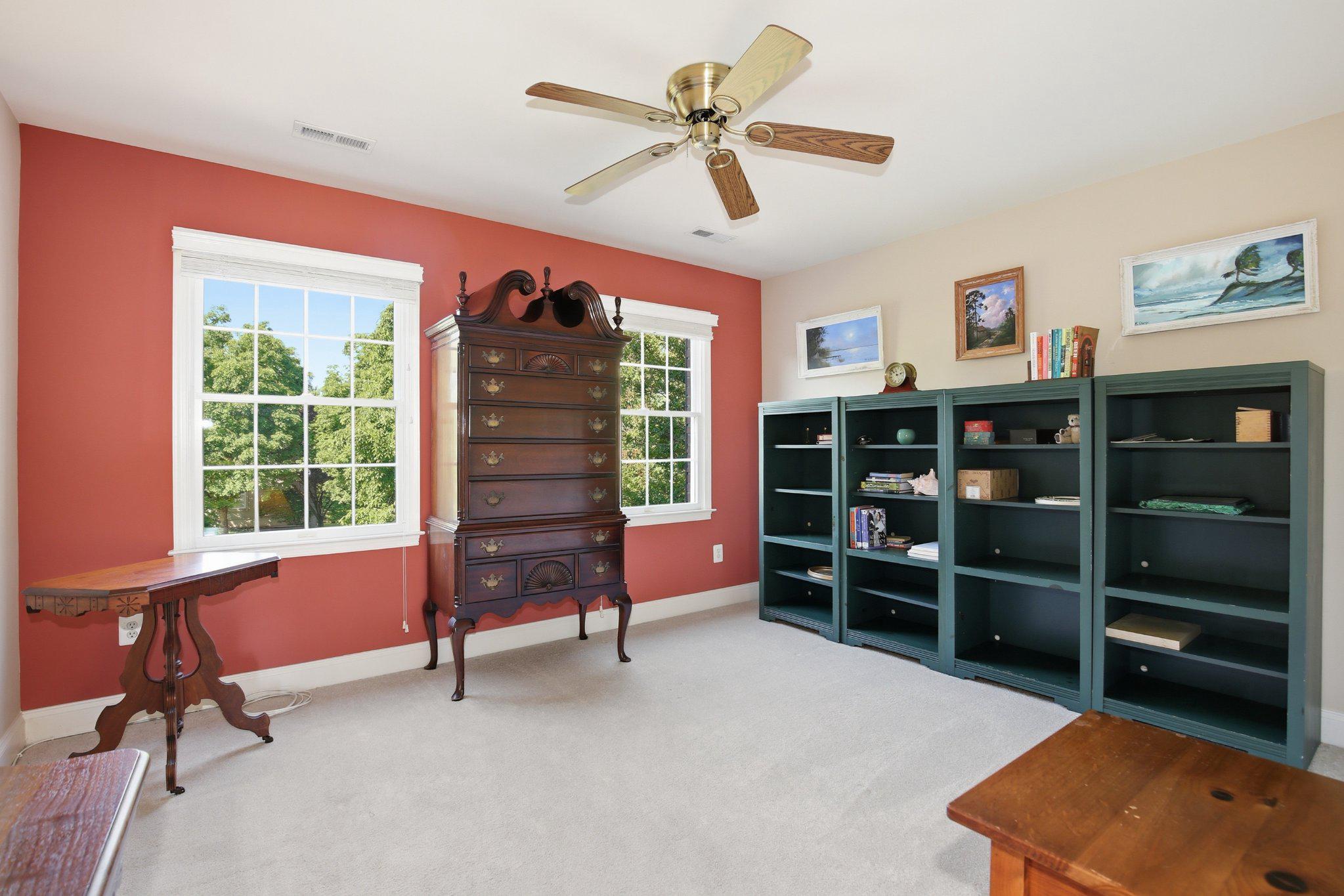 BELMONT COUNTRY CLUB - Residential