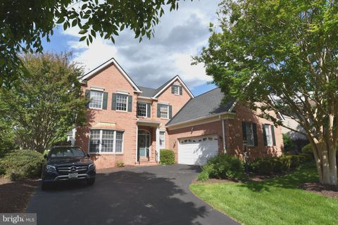 Photo of 43464 Foxgrove Court, ASHBURN, VA 20147 (MLS # VALO2124936)