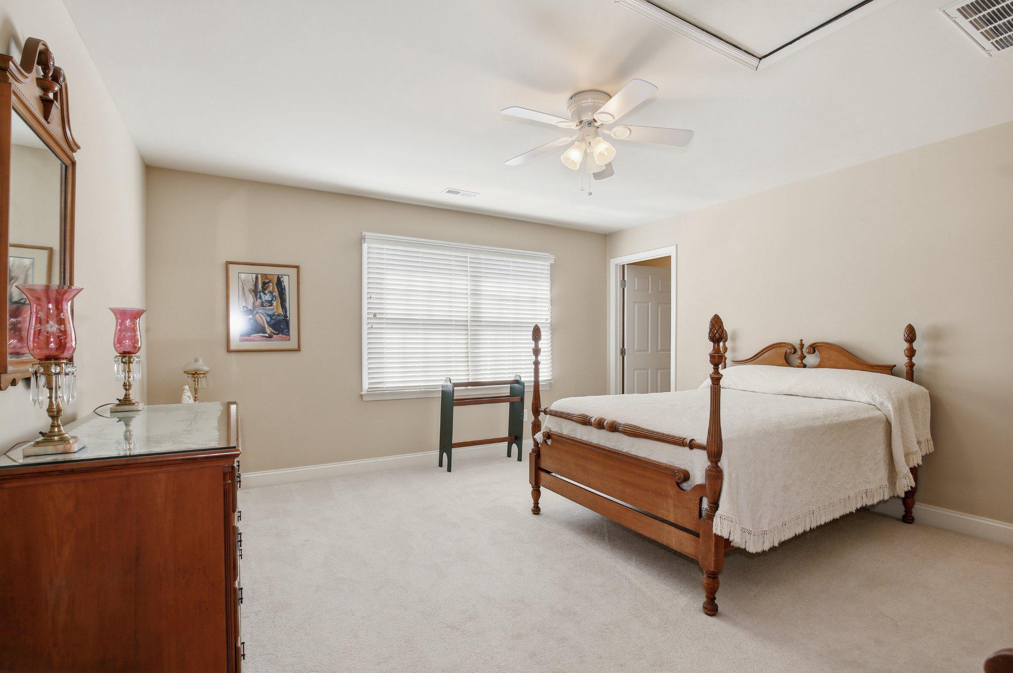 BELMONT COUNTRY CLUB - Residential