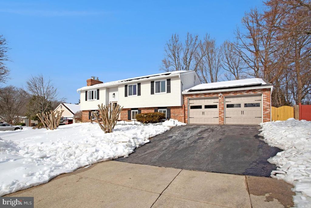 Photo of 12802 Lode Street, BOWIE, MD 20720 (MLS # MDPG2190024)