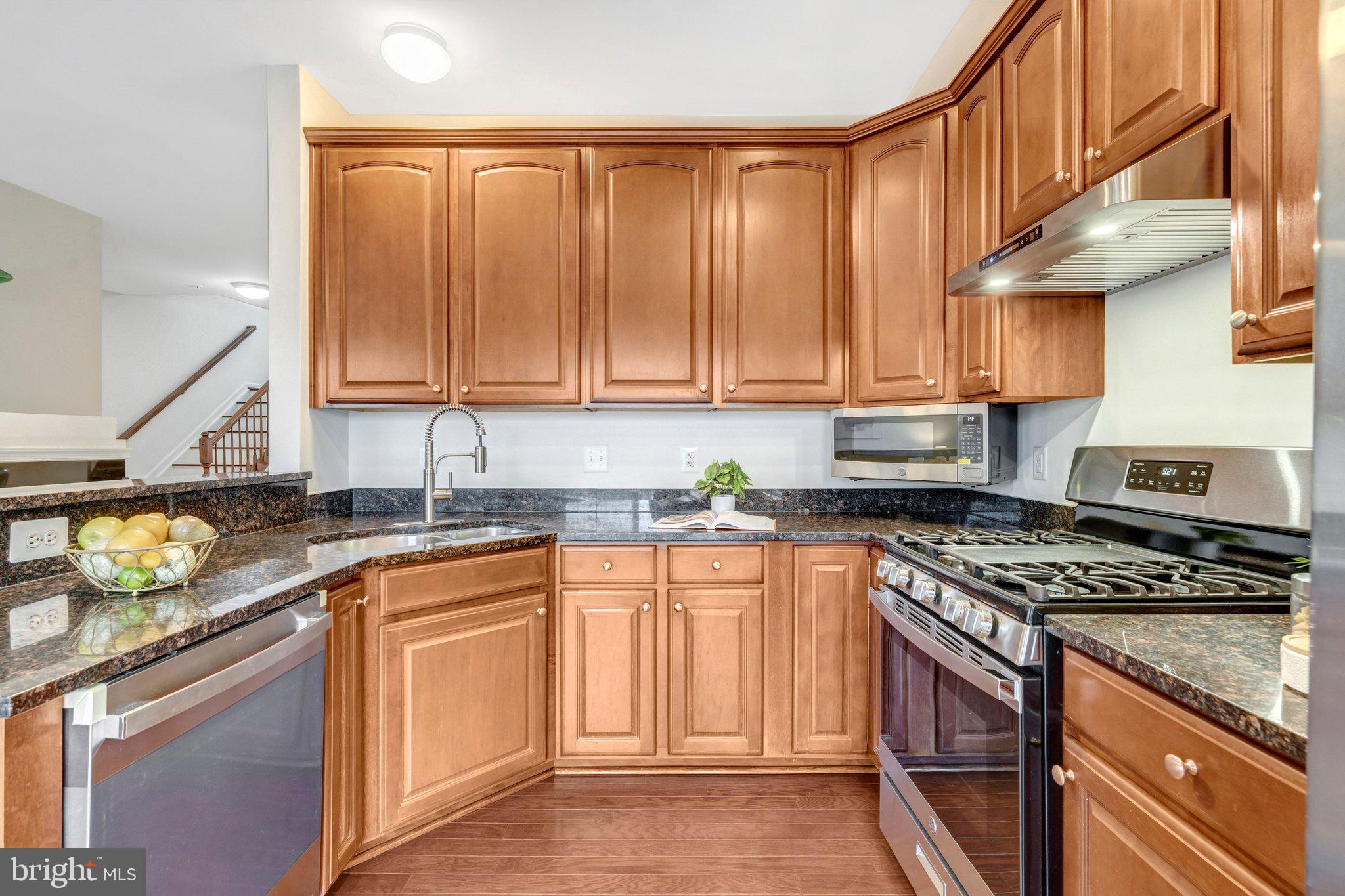 EAST MARKET AT FAIR LAKE - Residential