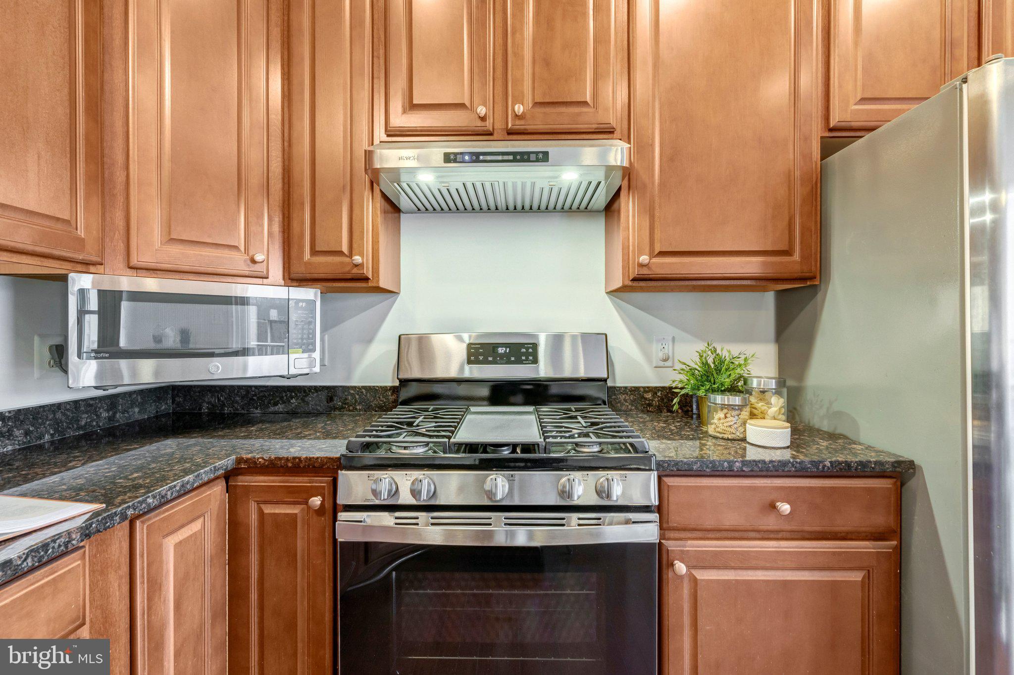 EAST MARKET AT FAIR LAKE - Residential