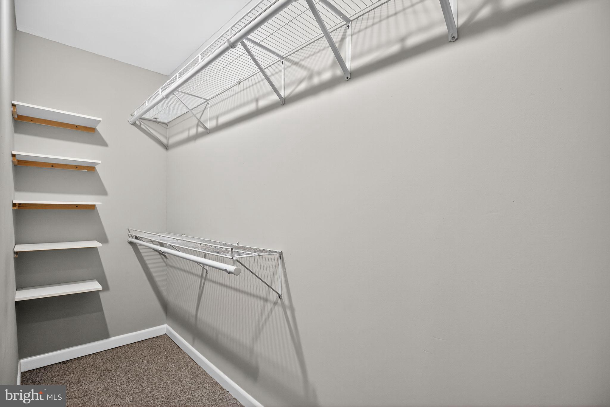 ALLENWOOD ACRES - Residential Lease