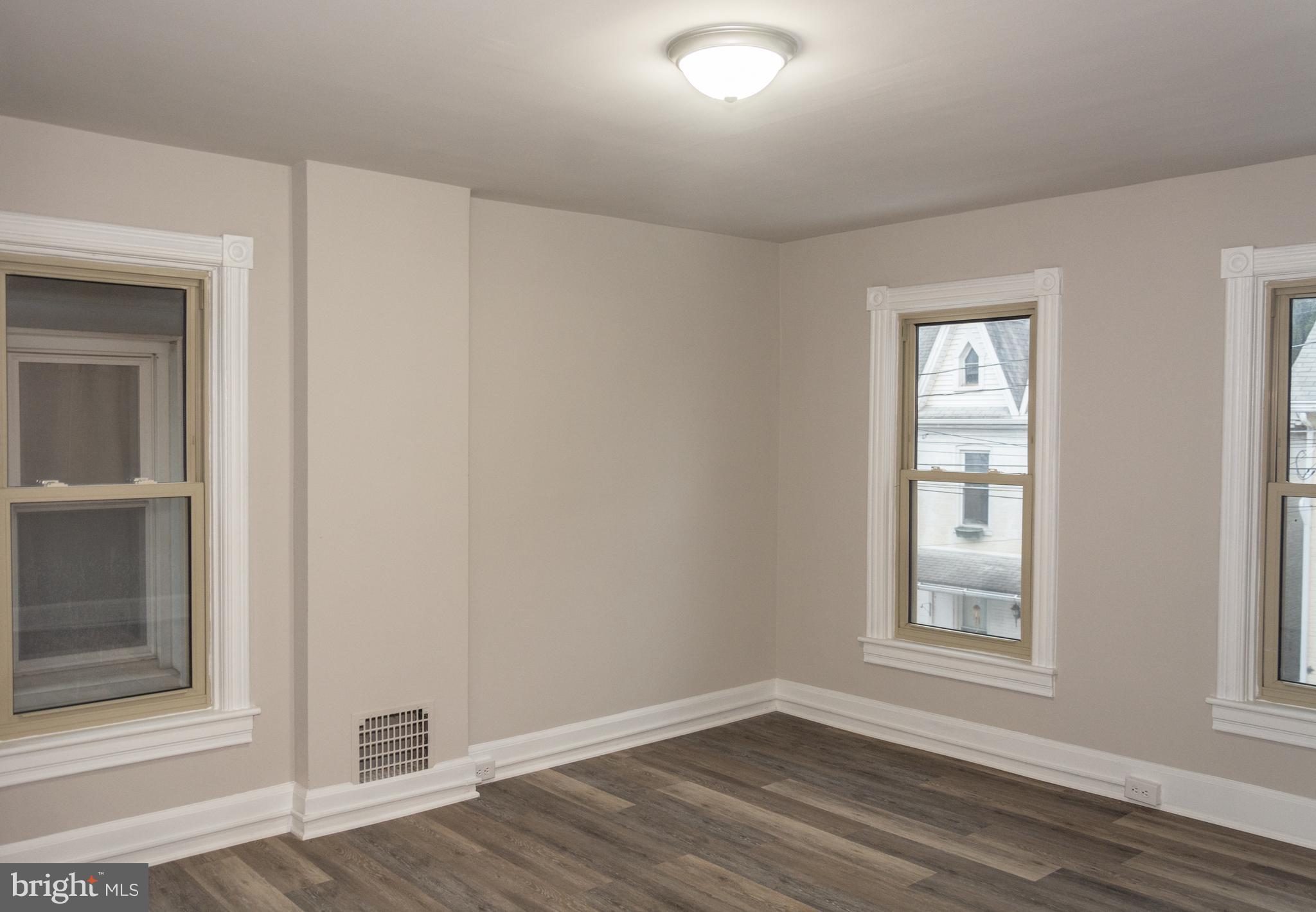 WAYNESBORO - Residential