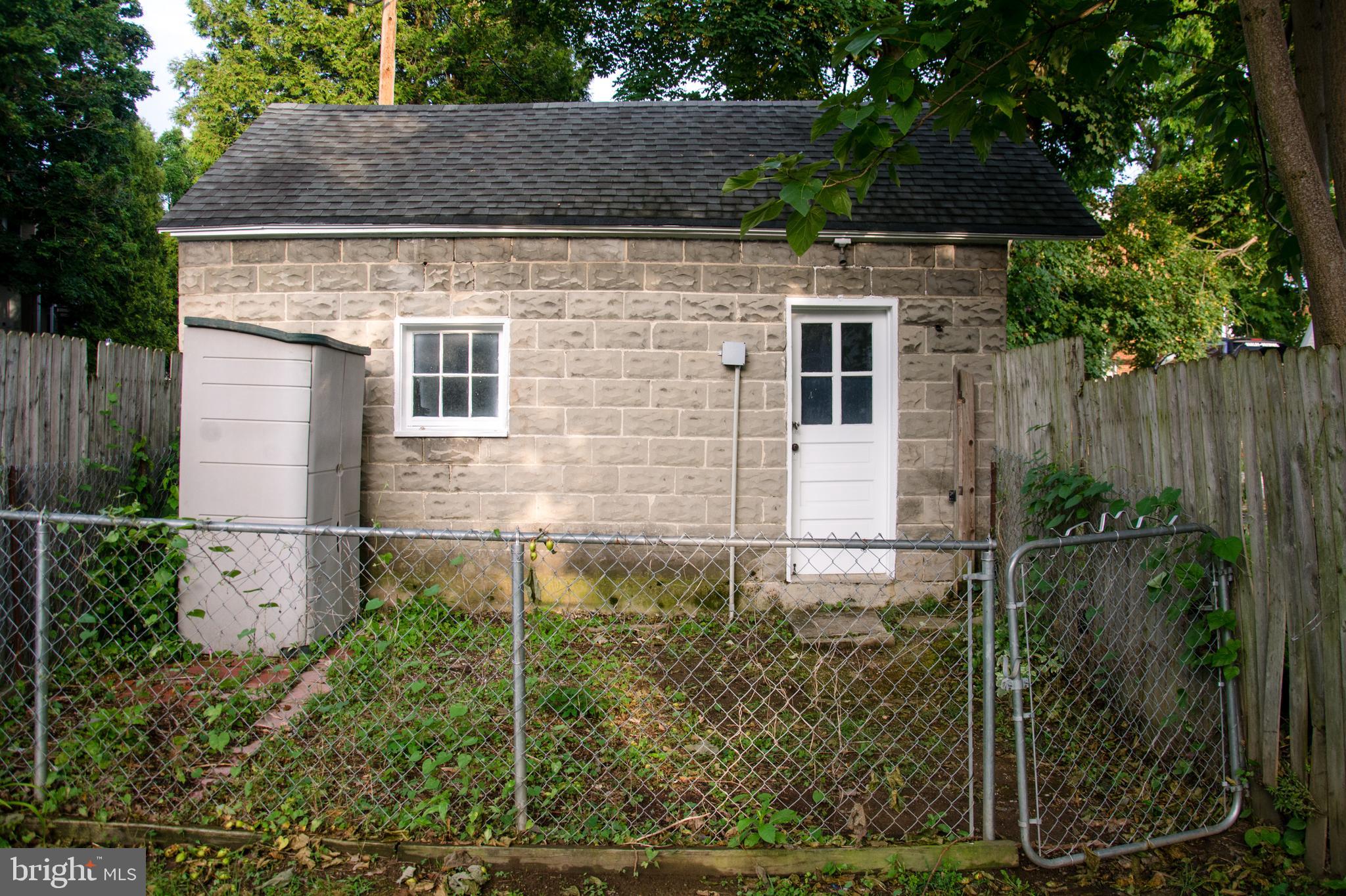 WAYNESBORO - Residential