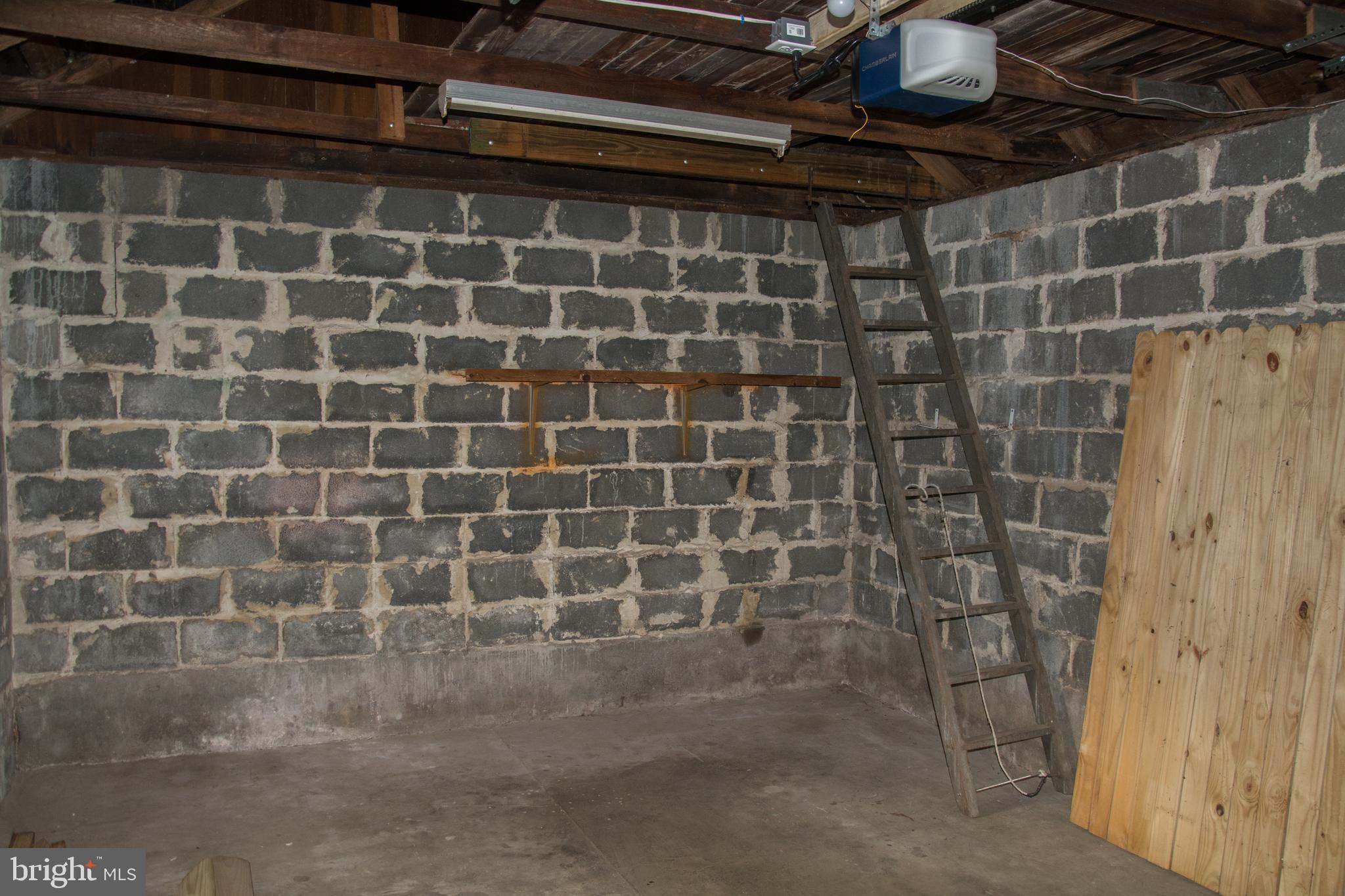 WAYNESBORO - Residential