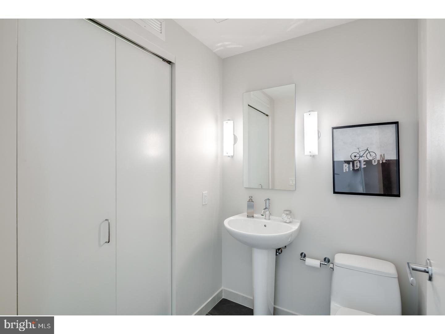 RITTENHOUSE SQUARE - Residential Lease
